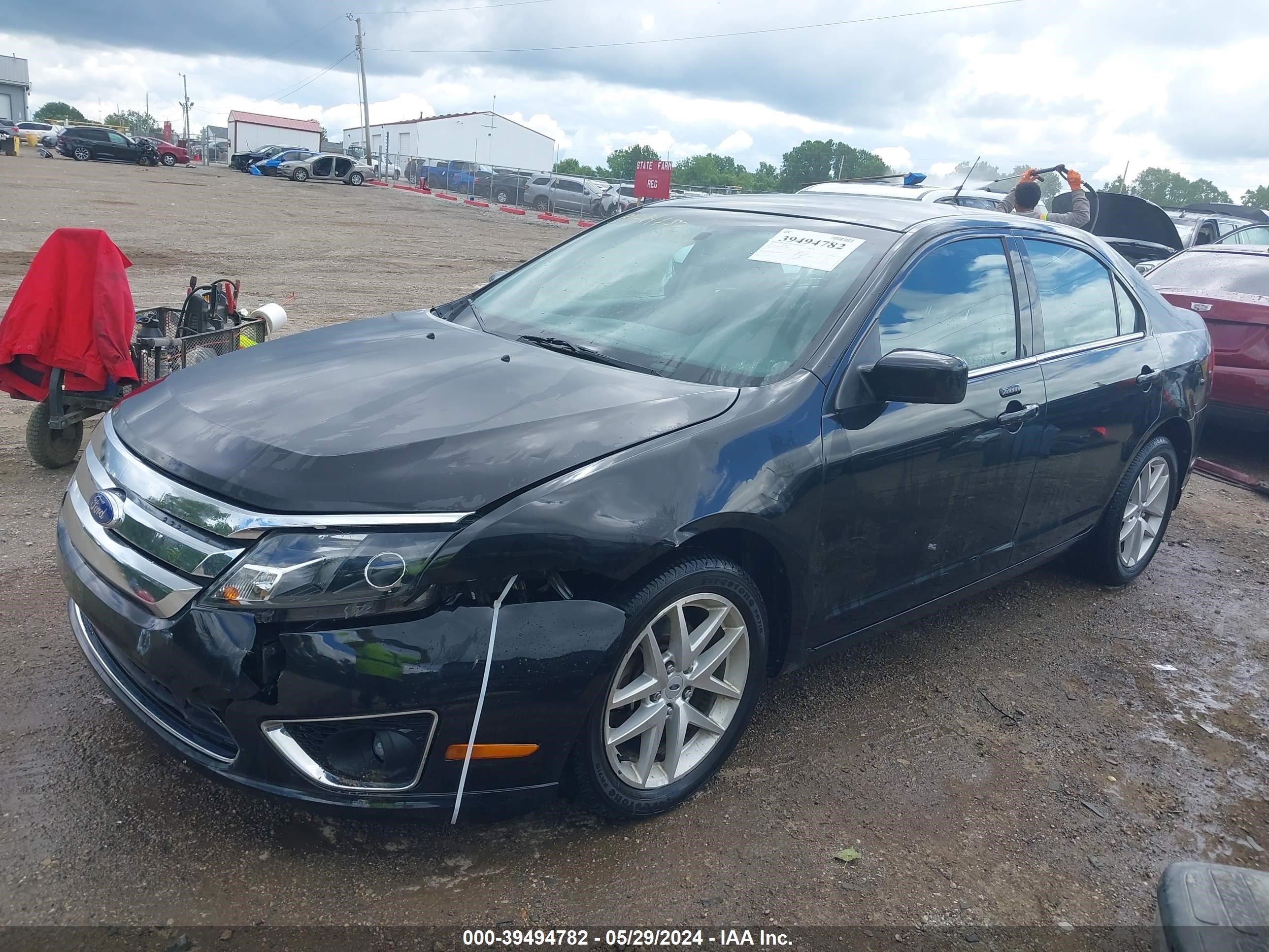 Photo 1 VIN: 3FAHP0JG4BR257083 - FORD FUSION 