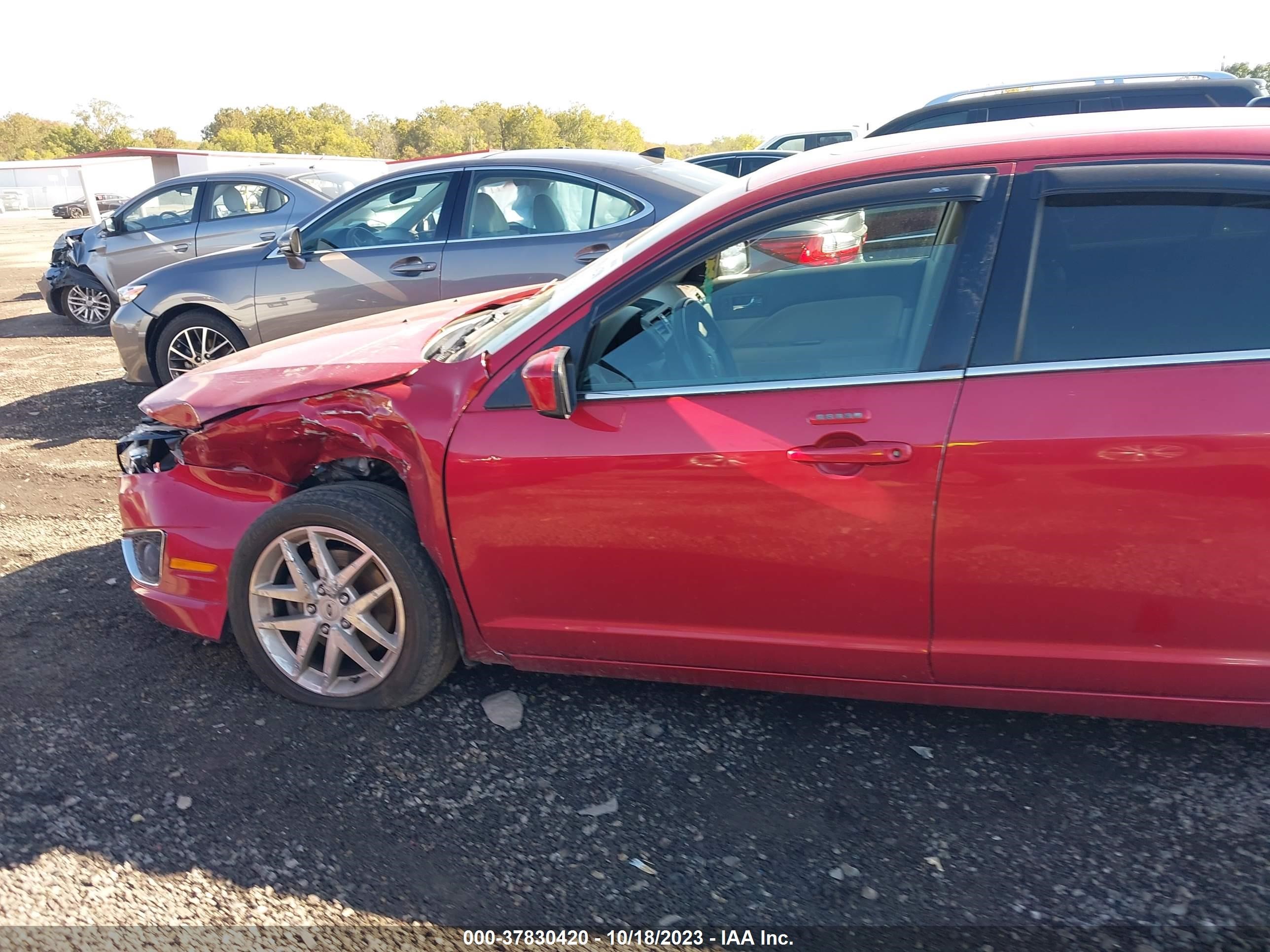 Photo 13 VIN: 3FAHP0JG5AR316821 - FORD FUSION 