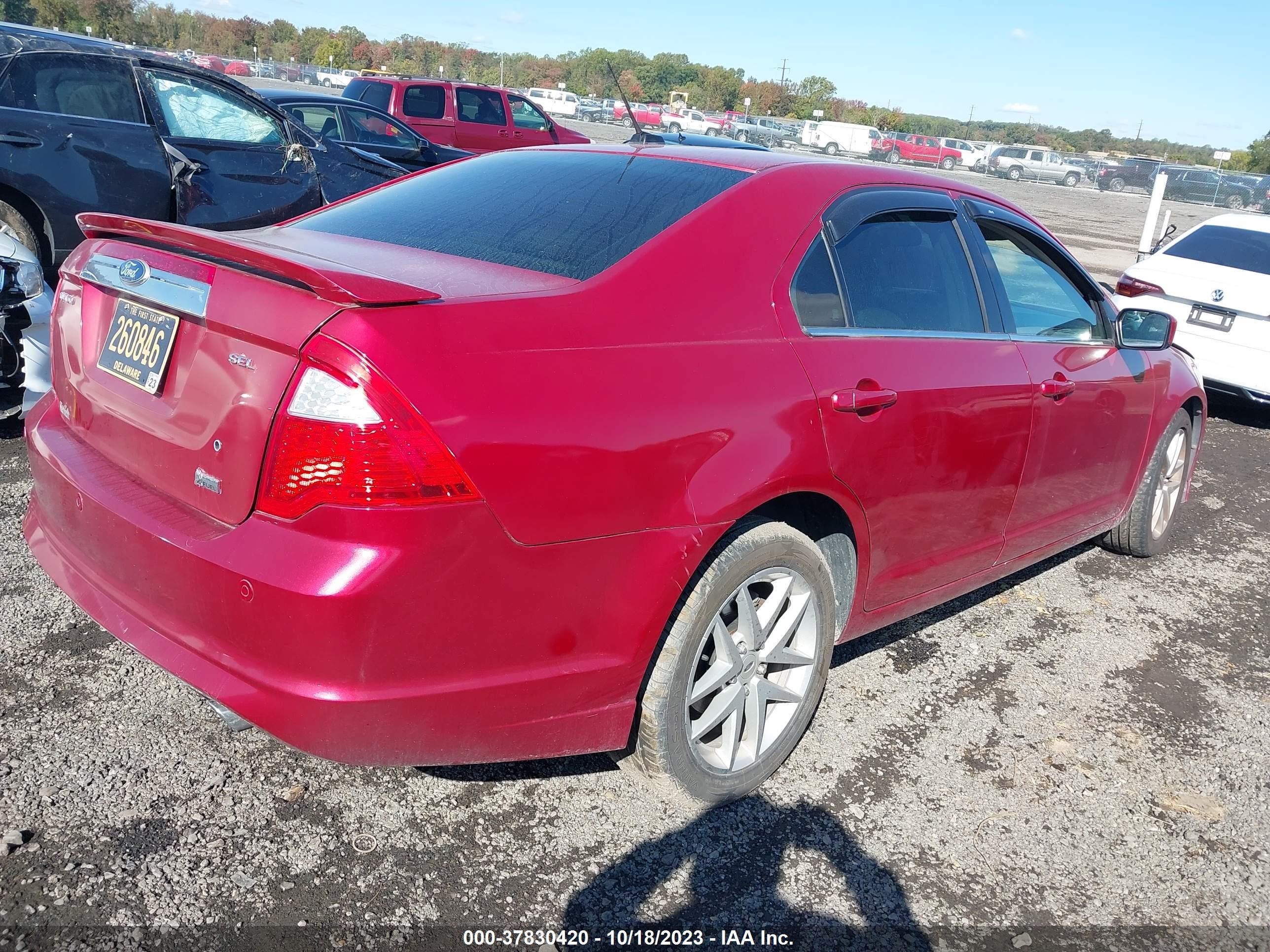 Photo 3 VIN: 3FAHP0JG5AR316821 - FORD FUSION 