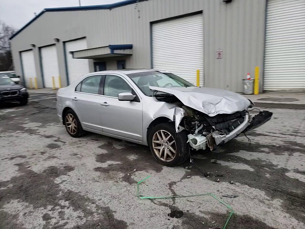 Photo 10 VIN: 3FAHP0JG7AR379385 - FORD FUSION SEL 