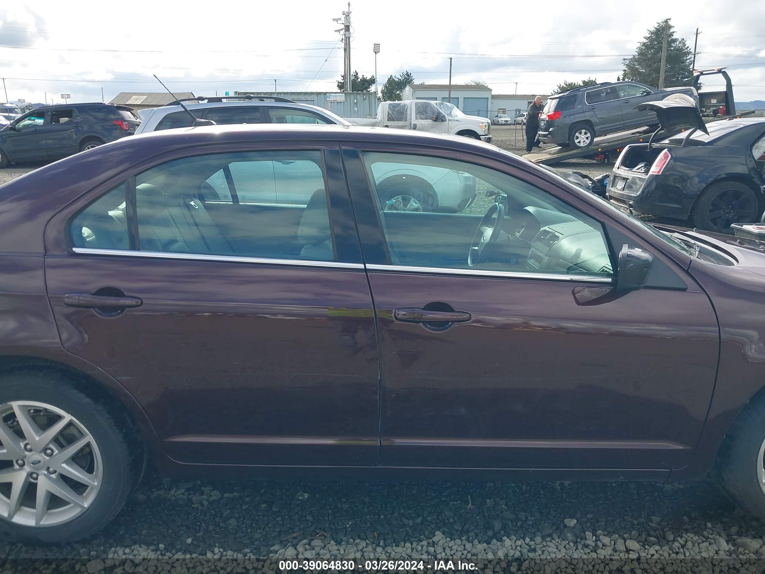 Photo 13 VIN: 3FAHP0JG8BR338829 - FORD FUSION 