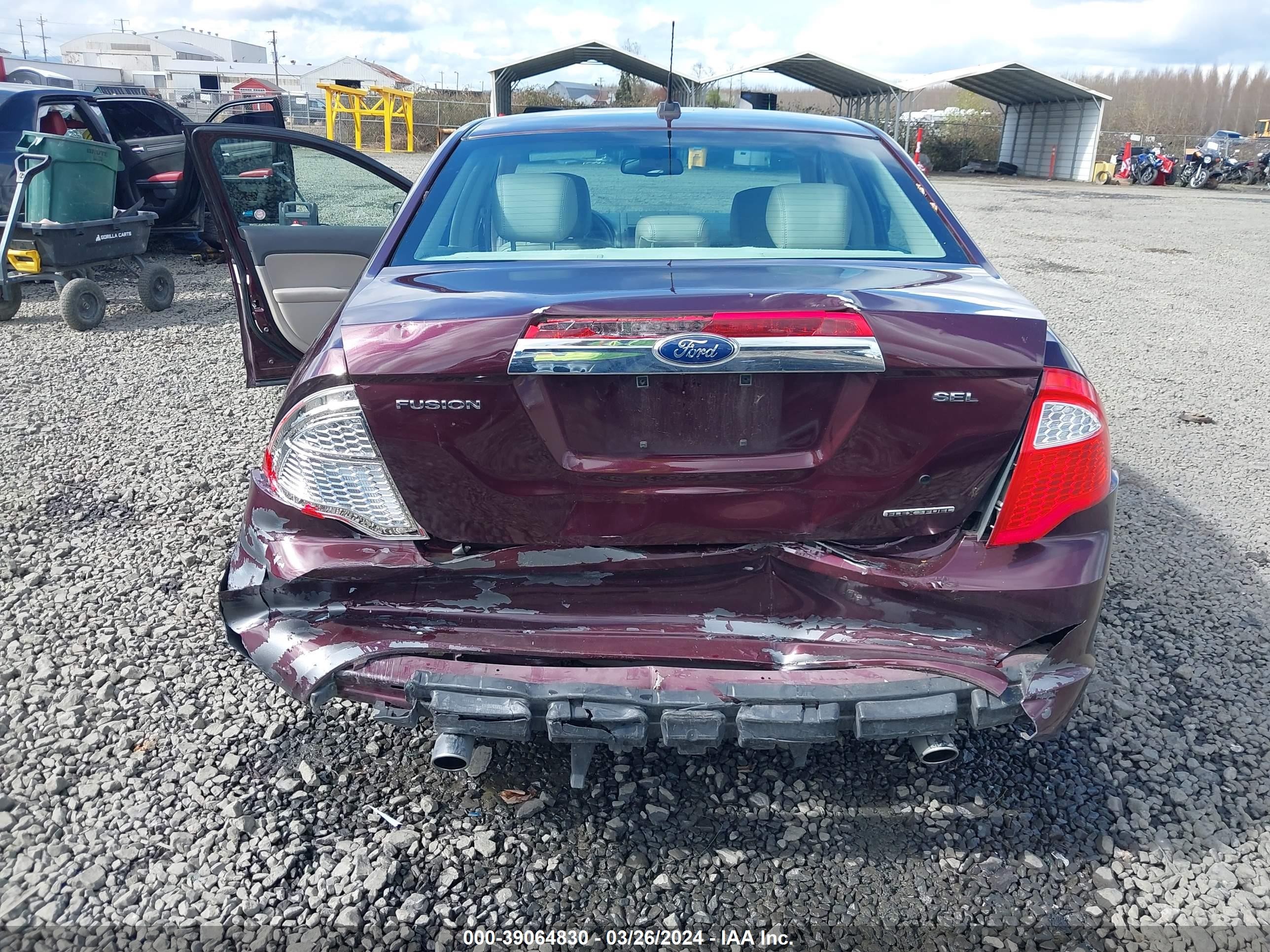 Photo 5 VIN: 3FAHP0JG8BR338829 - FORD FUSION 