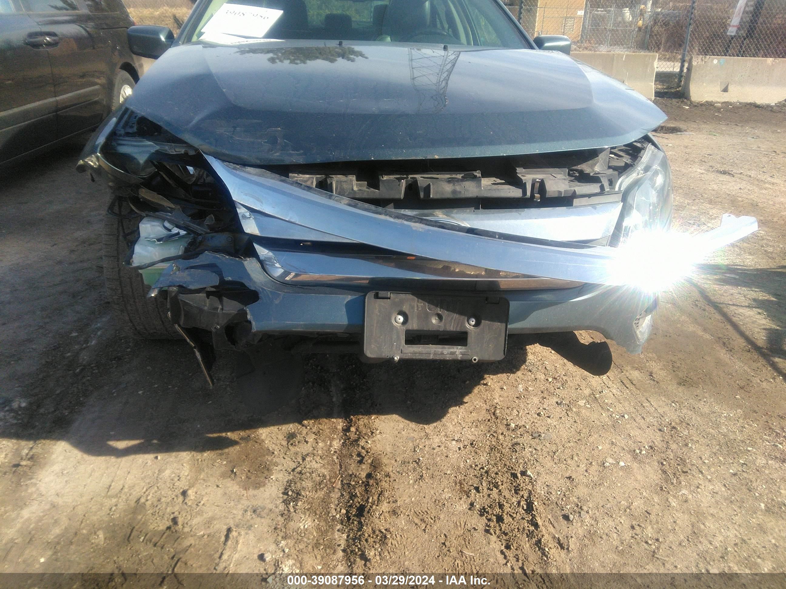 Photo 5 VIN: 3FAHP0JG8CR413496 - FORD FUSION 