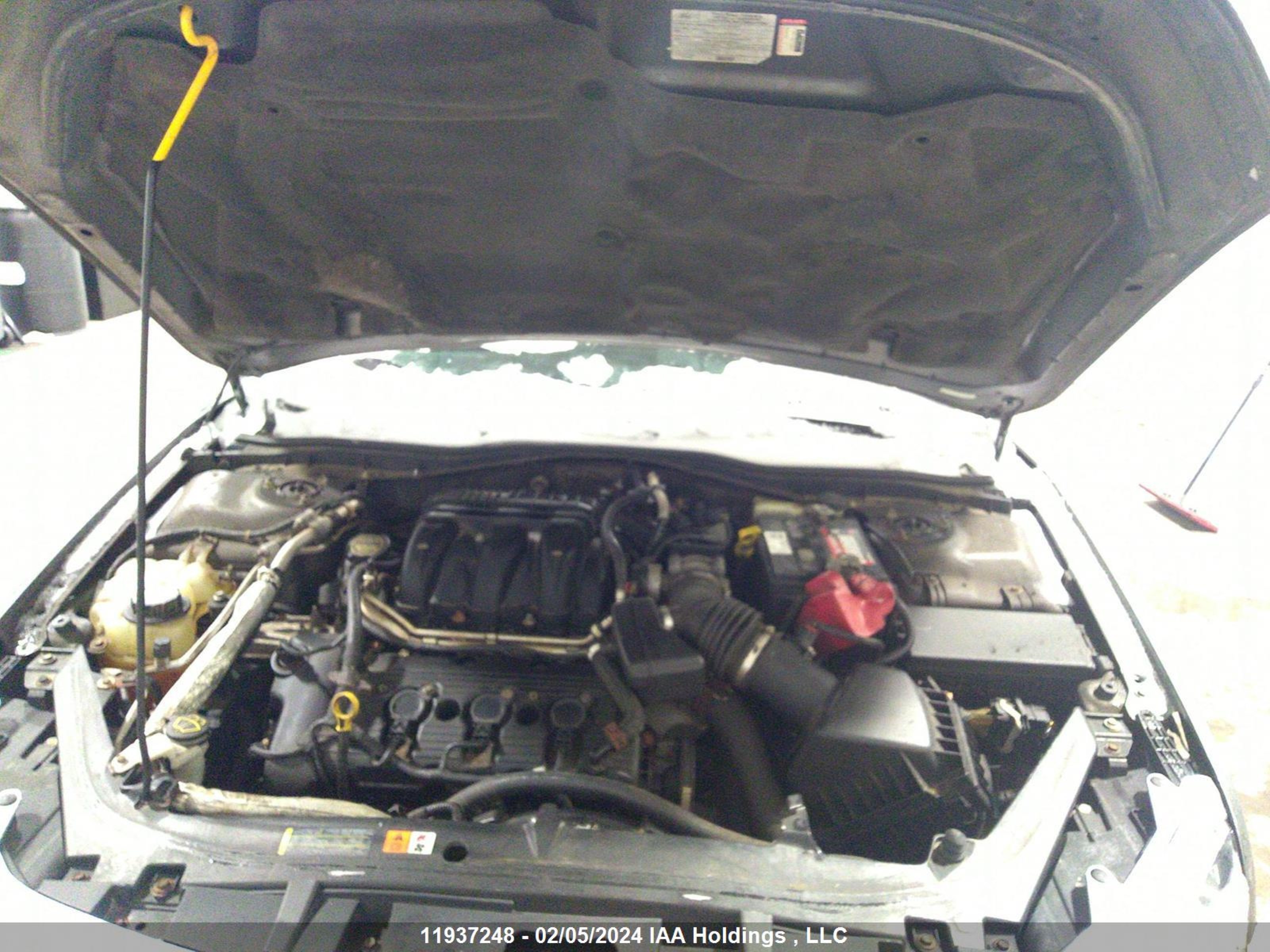 Photo 9 VIN: 3FAHP0JG9AR137228 - FORD FUSION 