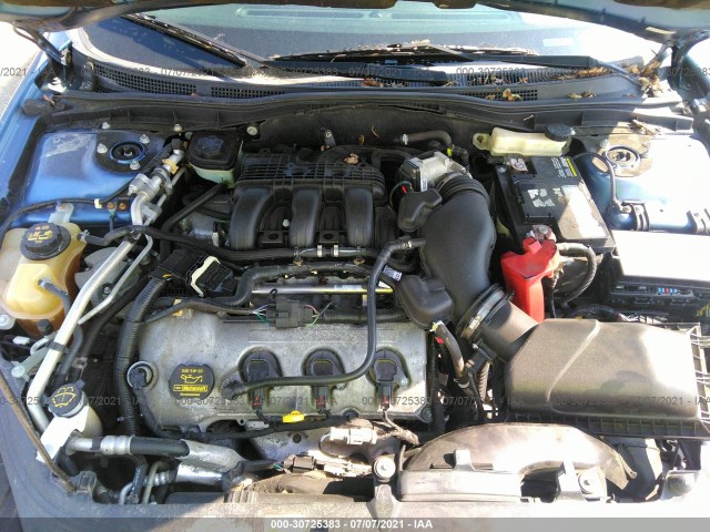 Photo 9 VIN: 3FAHP0KC1AR135677 - FORD FUSION 