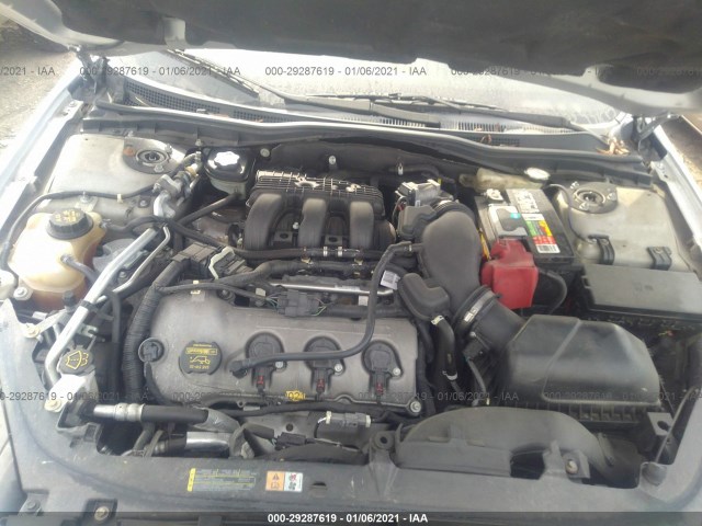 Photo 9 VIN: 3FAHP0KC1AR275079 - FORD FUSION 