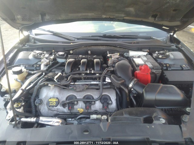 Photo 9 VIN: 3FAHP0KC1BR328672 - FORD FUSION 