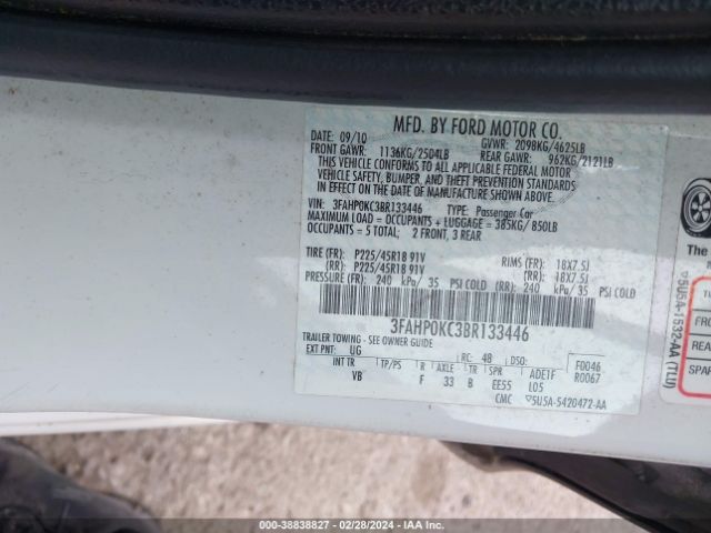 Photo 8 VIN: 3FAHP0KC3BR133446 - FORD FUSION 