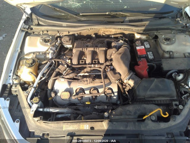 Photo 9 VIN: 3FAHP0KC4AR219315 - FORD FUSION 