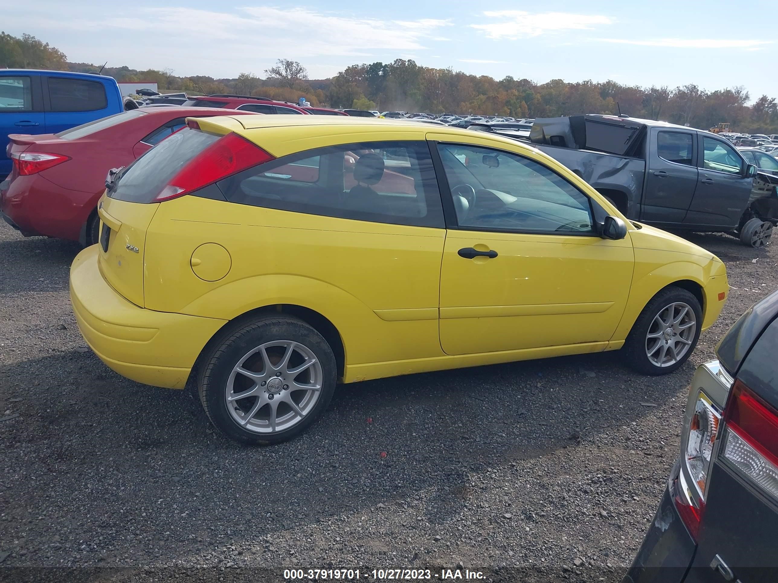 Photo 12 VIN: 3FAHP31N75R120661 - FORD FOCUS 