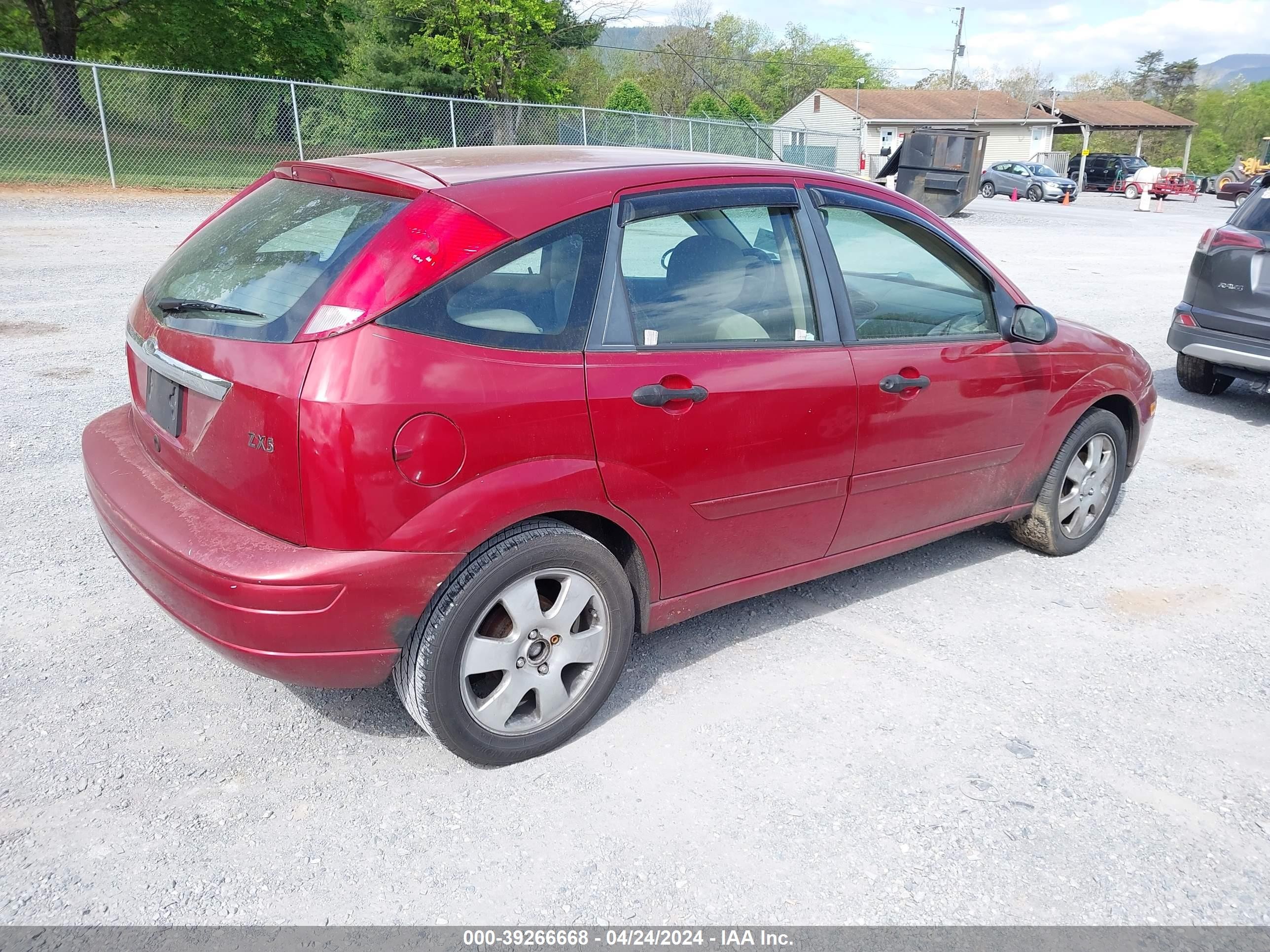 Photo 3 VIN: 3FAHP37312R131298 - FORD FOCUS 