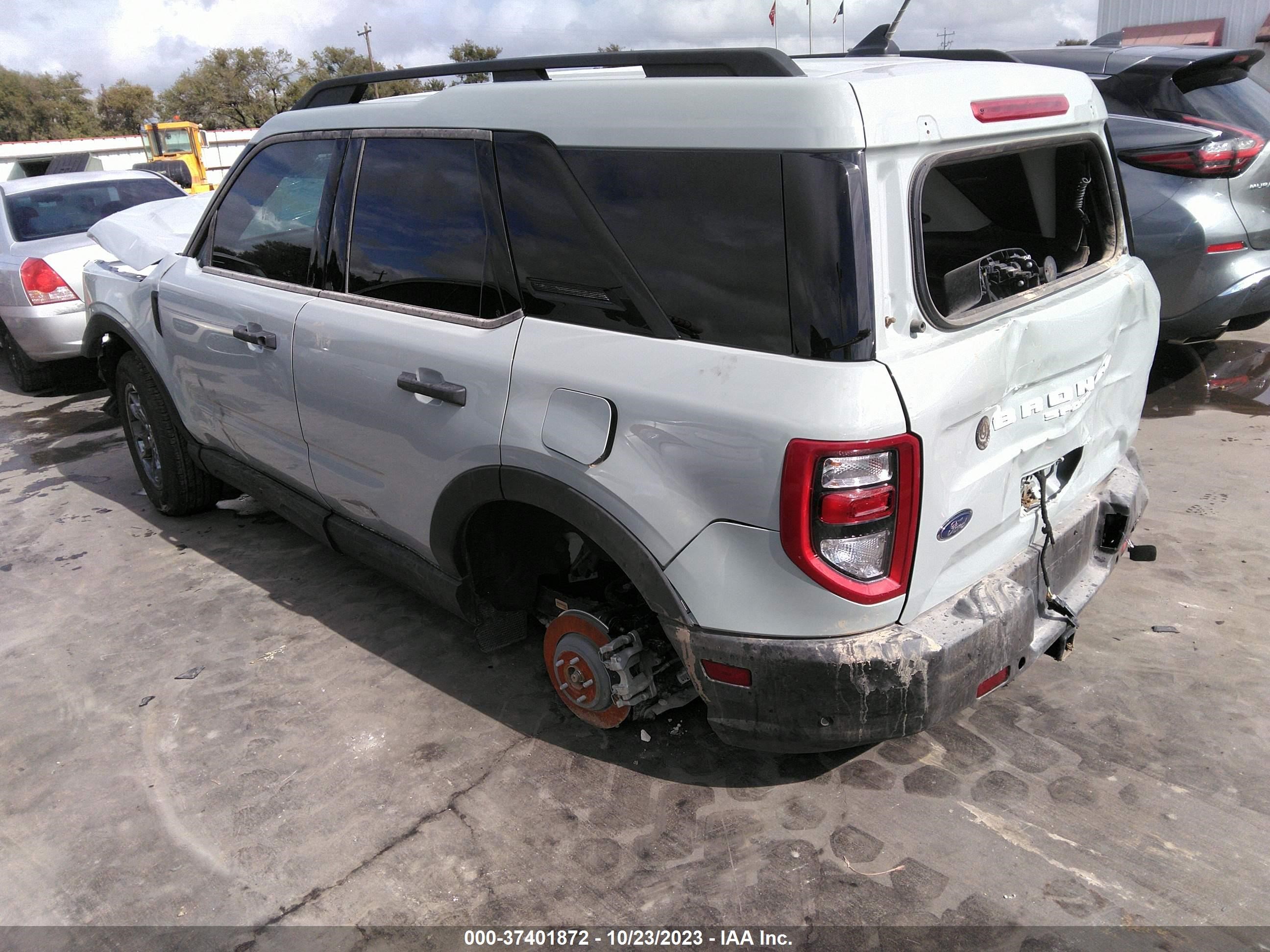 Photo 2 VIN: 3FMCR9B61PRD15078 - FORD BRONCO SPORT 