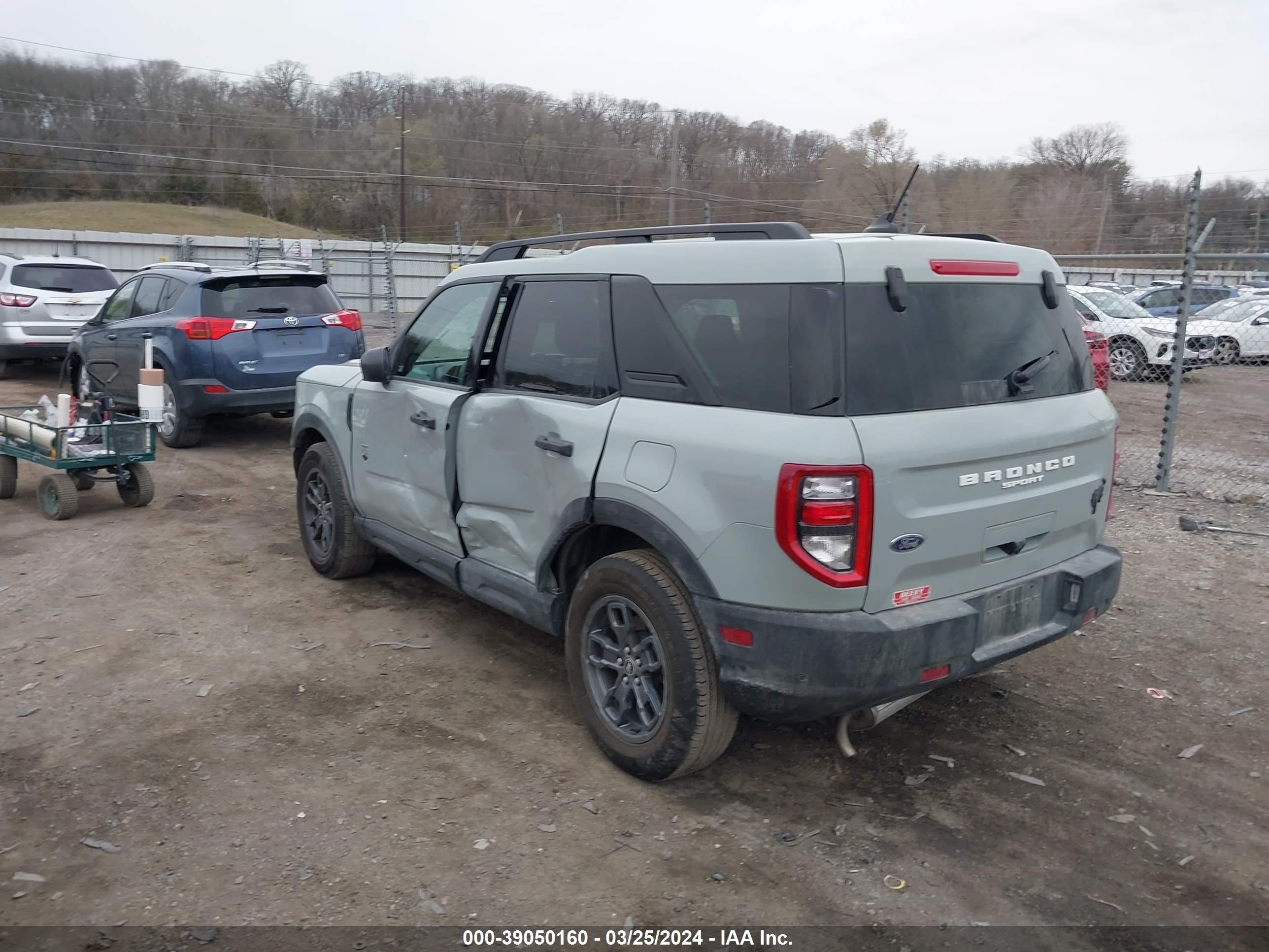 Photo 2 VIN: 3FMCR9B64NRD96624 - FORD BRONCO SPORT 