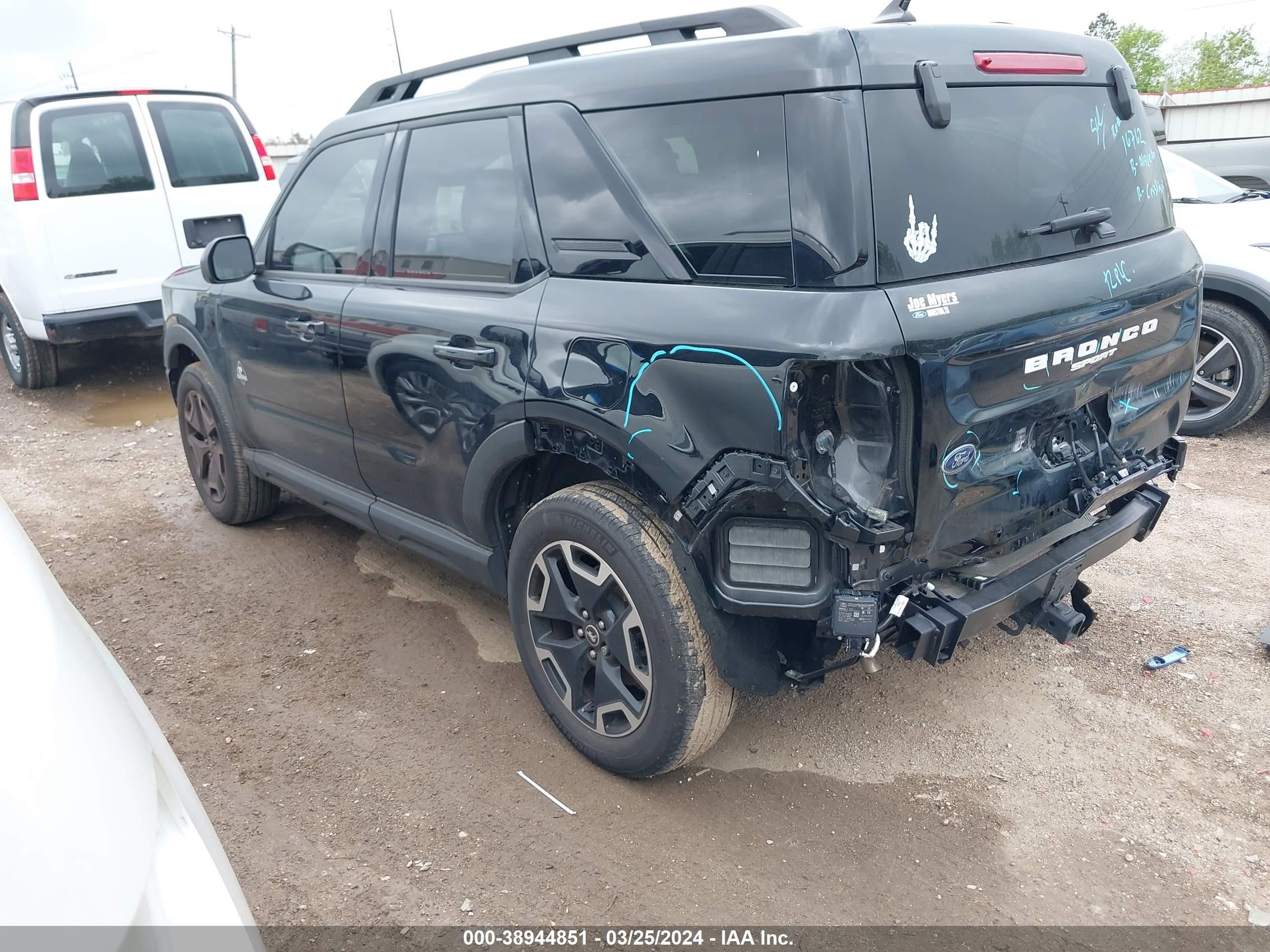 Photo 2 VIN: 3FMCR9C62NRD05560 - FORD BRONCO SPORT 