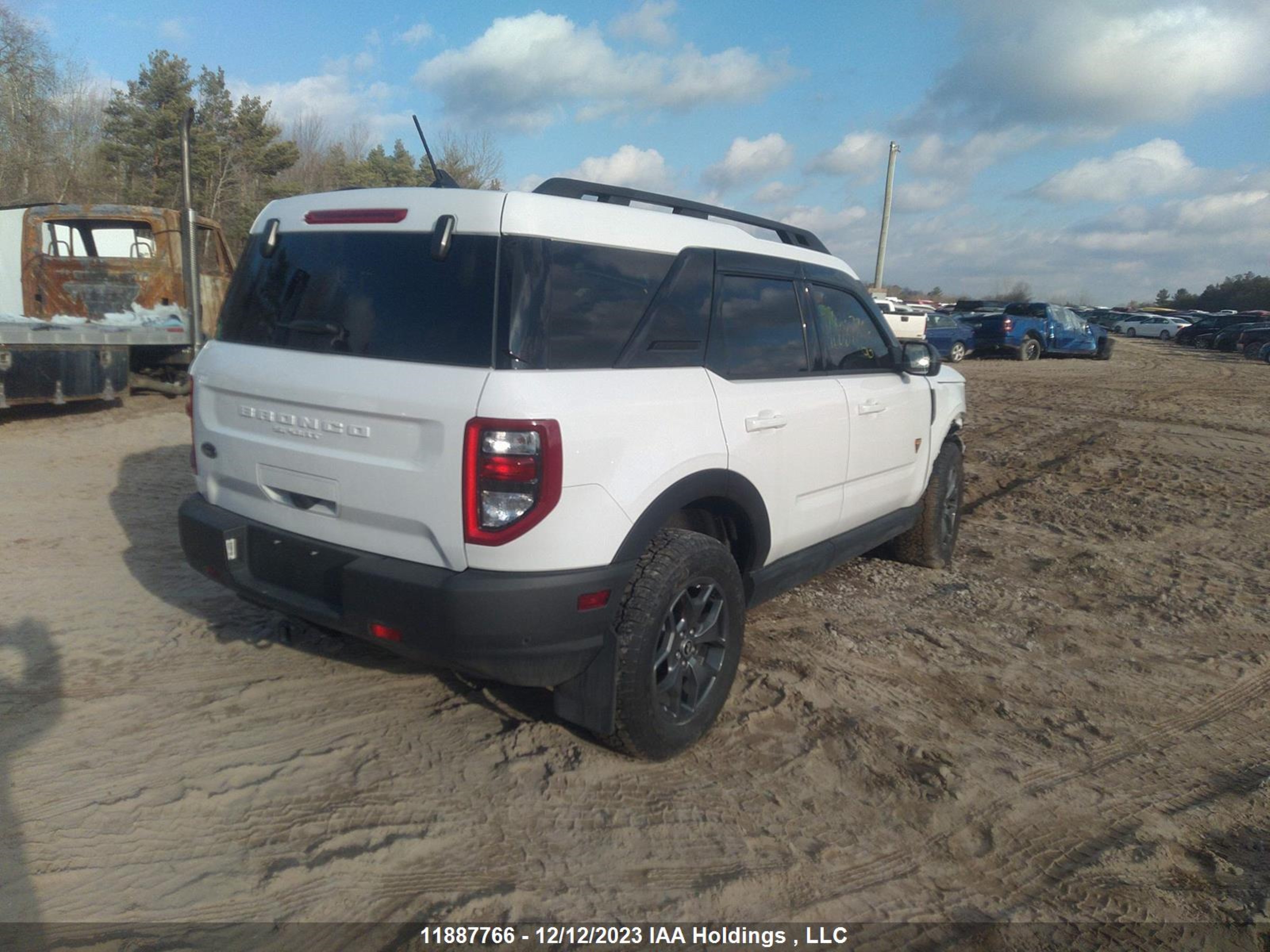 Photo 3 VIN: 3FMCR9D94PRD74374 - FORD BRONCO SPORT 