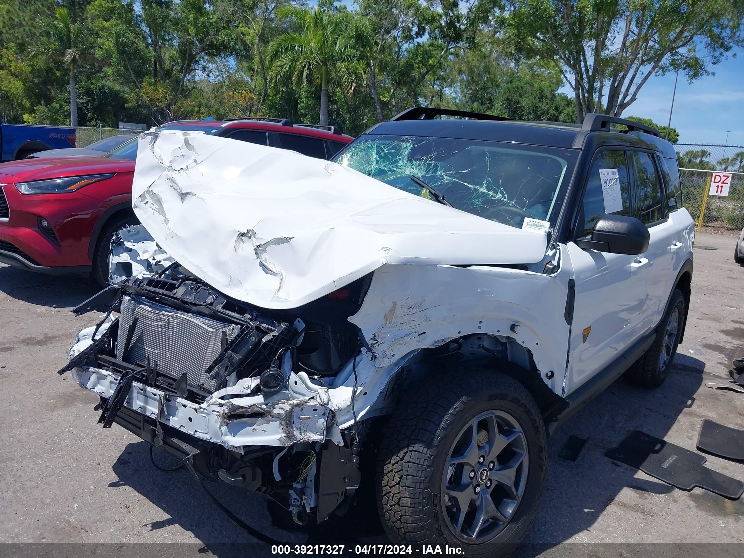 Photo 1 VIN: 3FMCR9D98RRE18542 - FORD BRONCO SPORT 