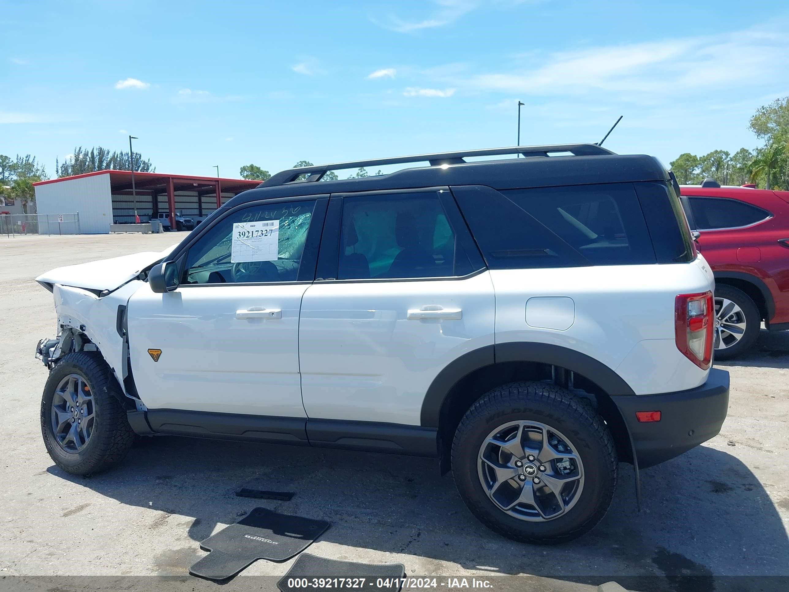 Photo 14 VIN: 3FMCR9D98RRE18542 - FORD BRONCO SPORT 