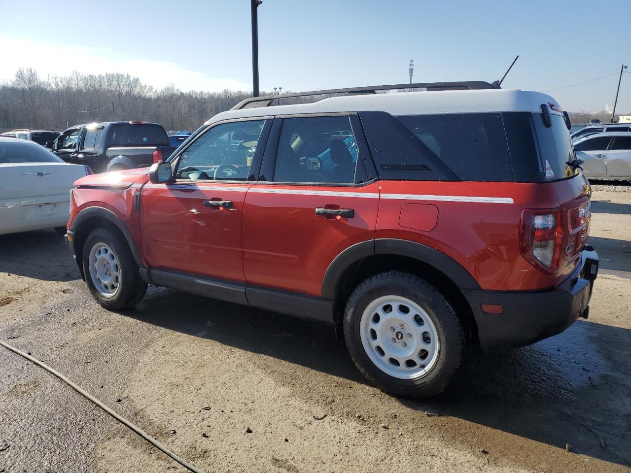 Photo 1 VIN: 3FMCR9G6XPRD22247 - FORD BRONCO 