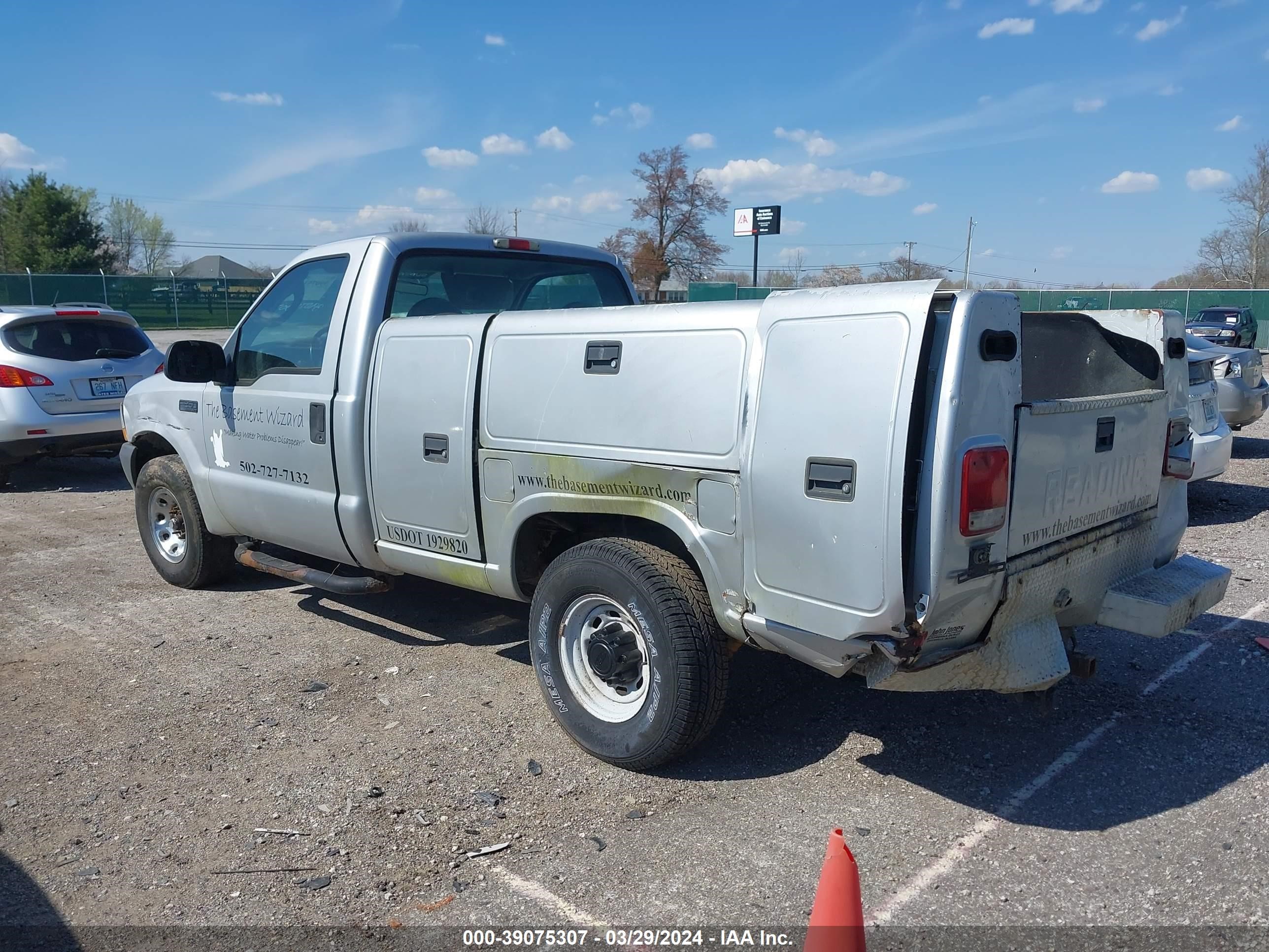 Photo 2 VIN: 3FTNF20LX3MB31514 - FORD F250 