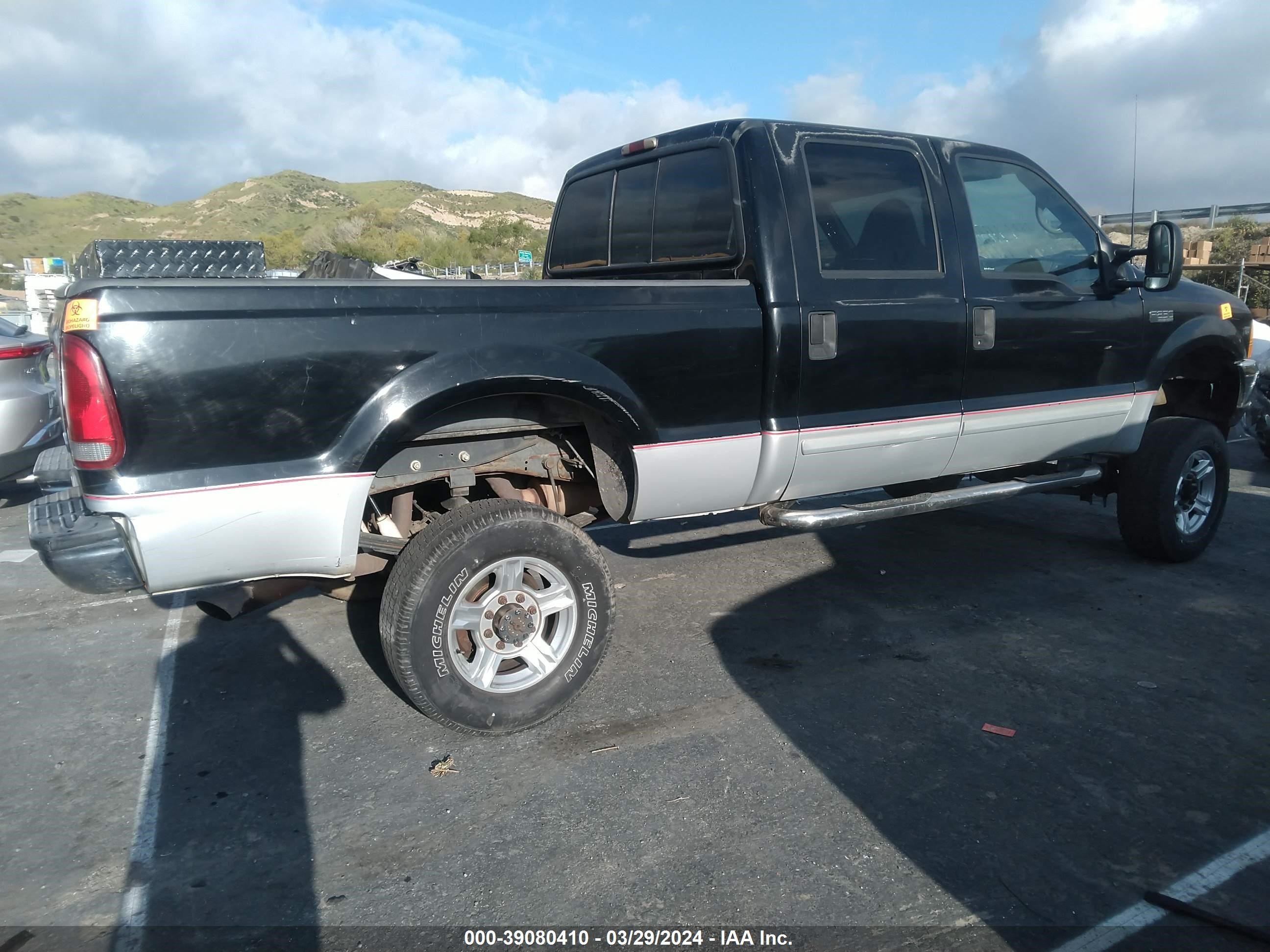 Photo 3 VIN: 3FTNW21SX1MA73570 - FORD F250 