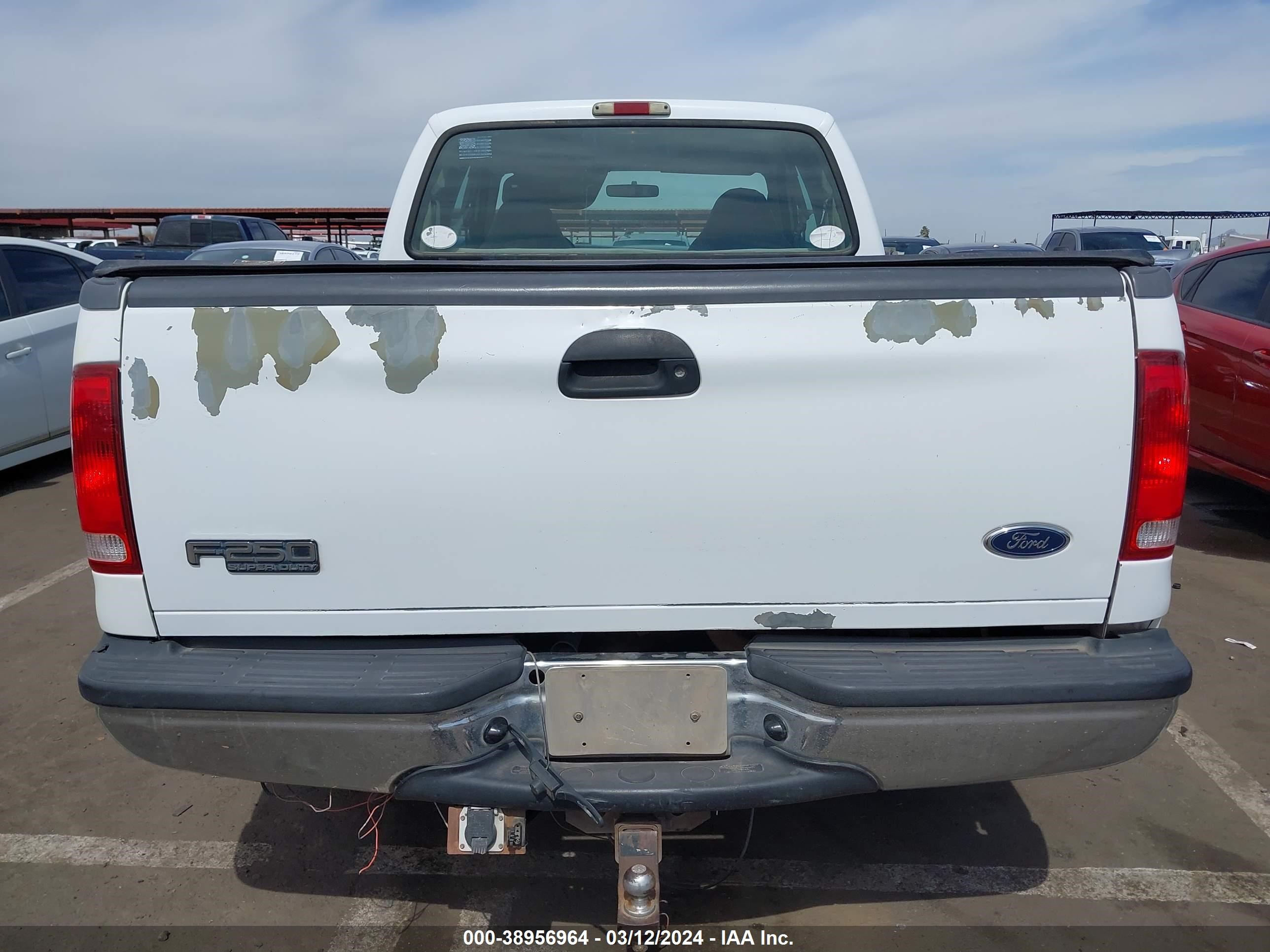 Photo 15 VIN: 3FTNX20F7YMA52350 - FORD F250 