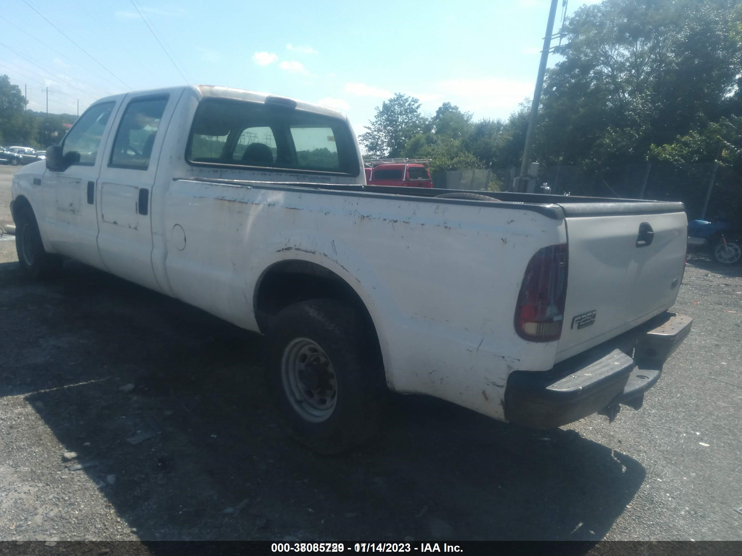 Photo 2 VIN: 3FTSW30L0YMA63322 - FORD F350 