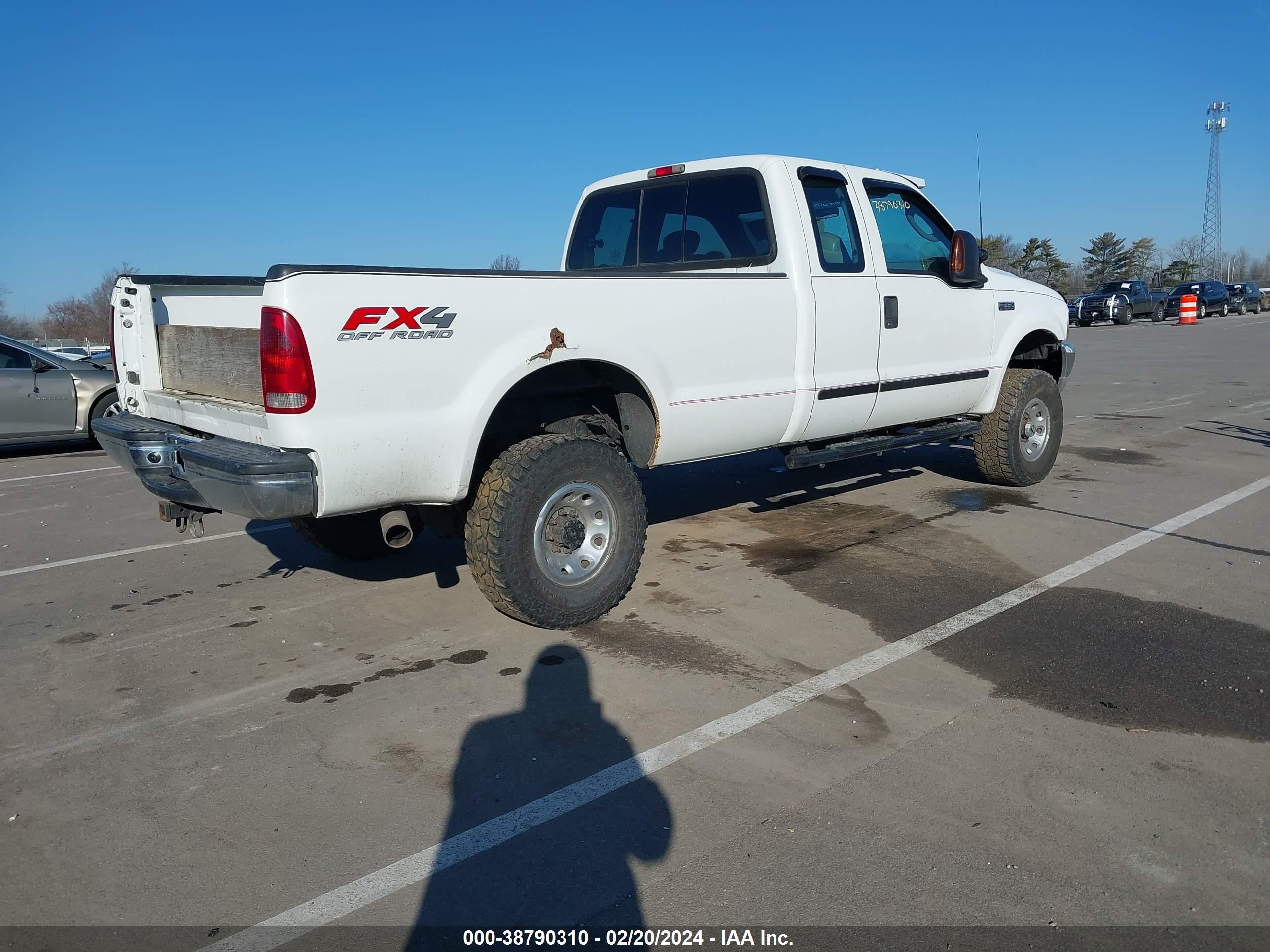 Photo 3 VIN: 3FTSX31S43MB36896 - FORD F350 