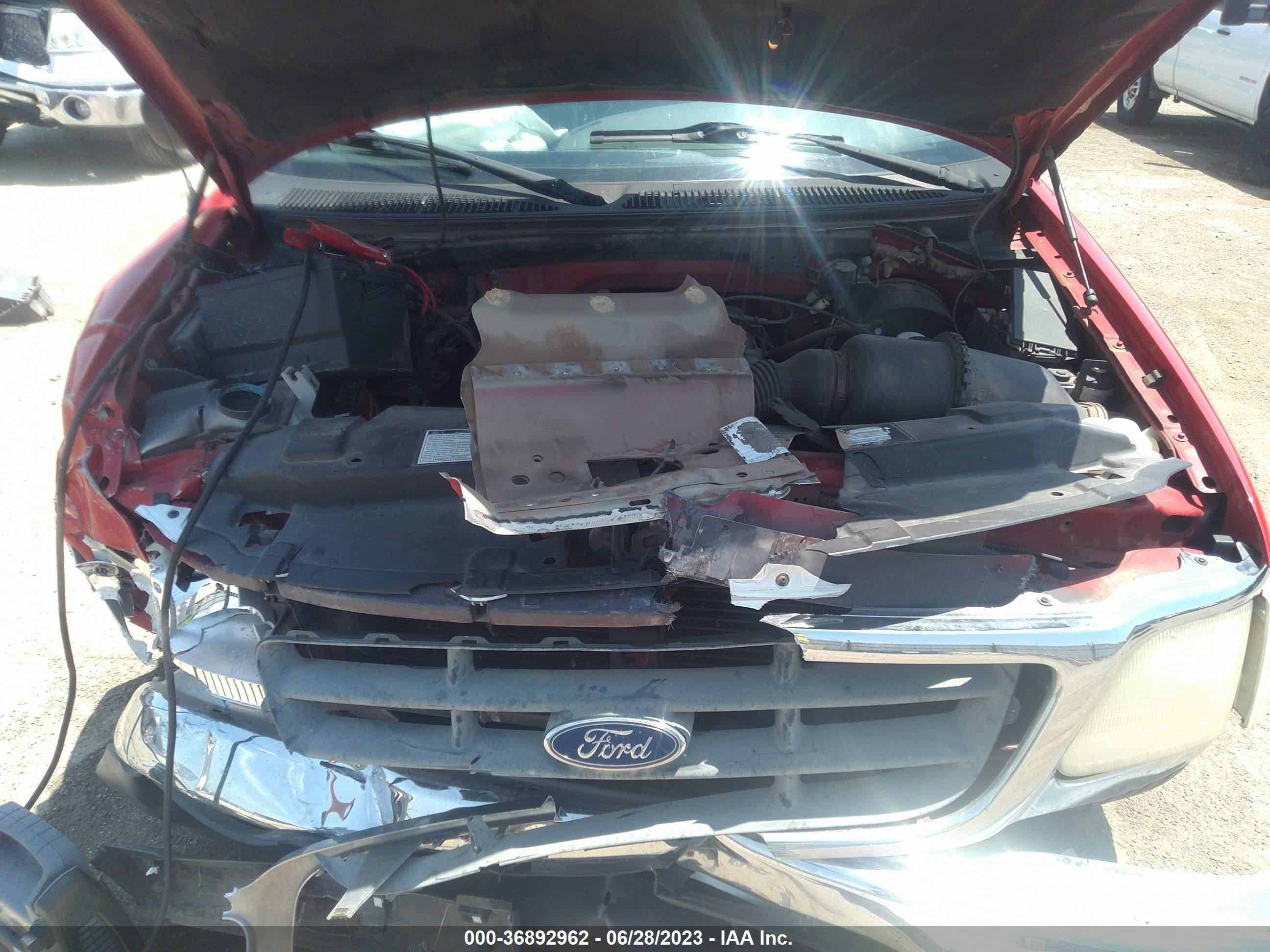 Photo 9 VIN: 3FTZF1728YMA82300 - FORD F-150 