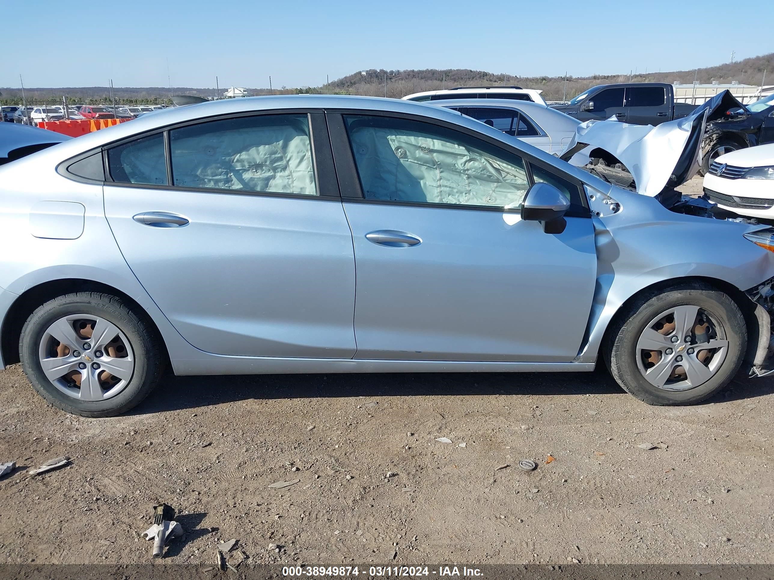 Photo 12 VIN: 3G1BC5SM5HS548148 - CHEVROLET CRUZE 