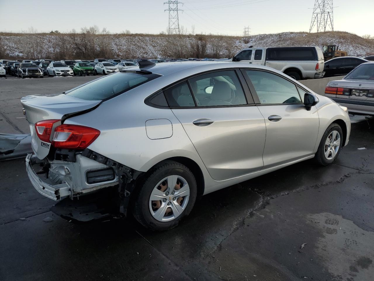 Photo 2 VIN: 3G1BC5SM8HS571598 - CHEVROLET CRUZE 