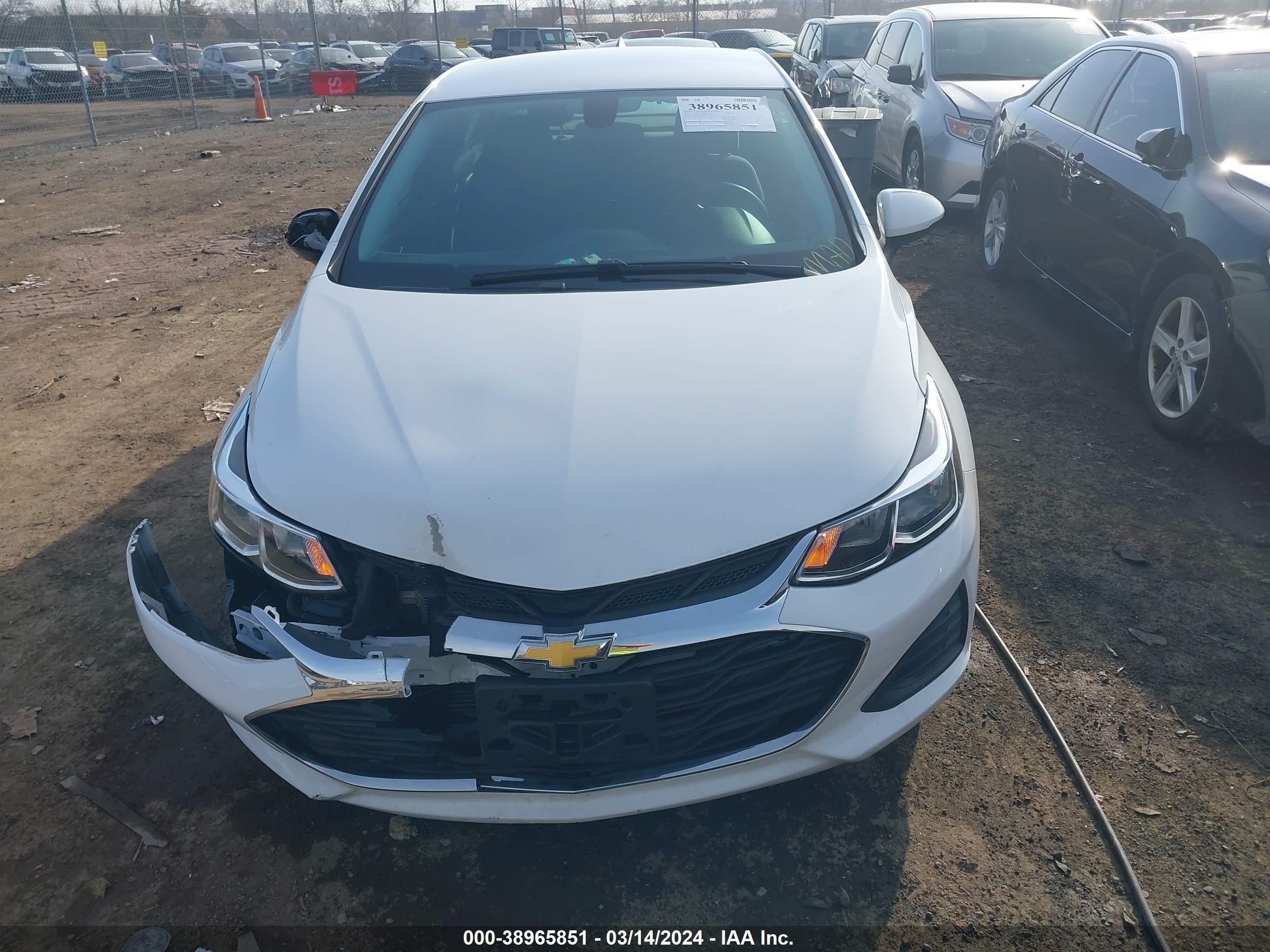 Photo 11 VIN: 3G1BC6SM7KS608251 - CHEVROLET CRUZE 