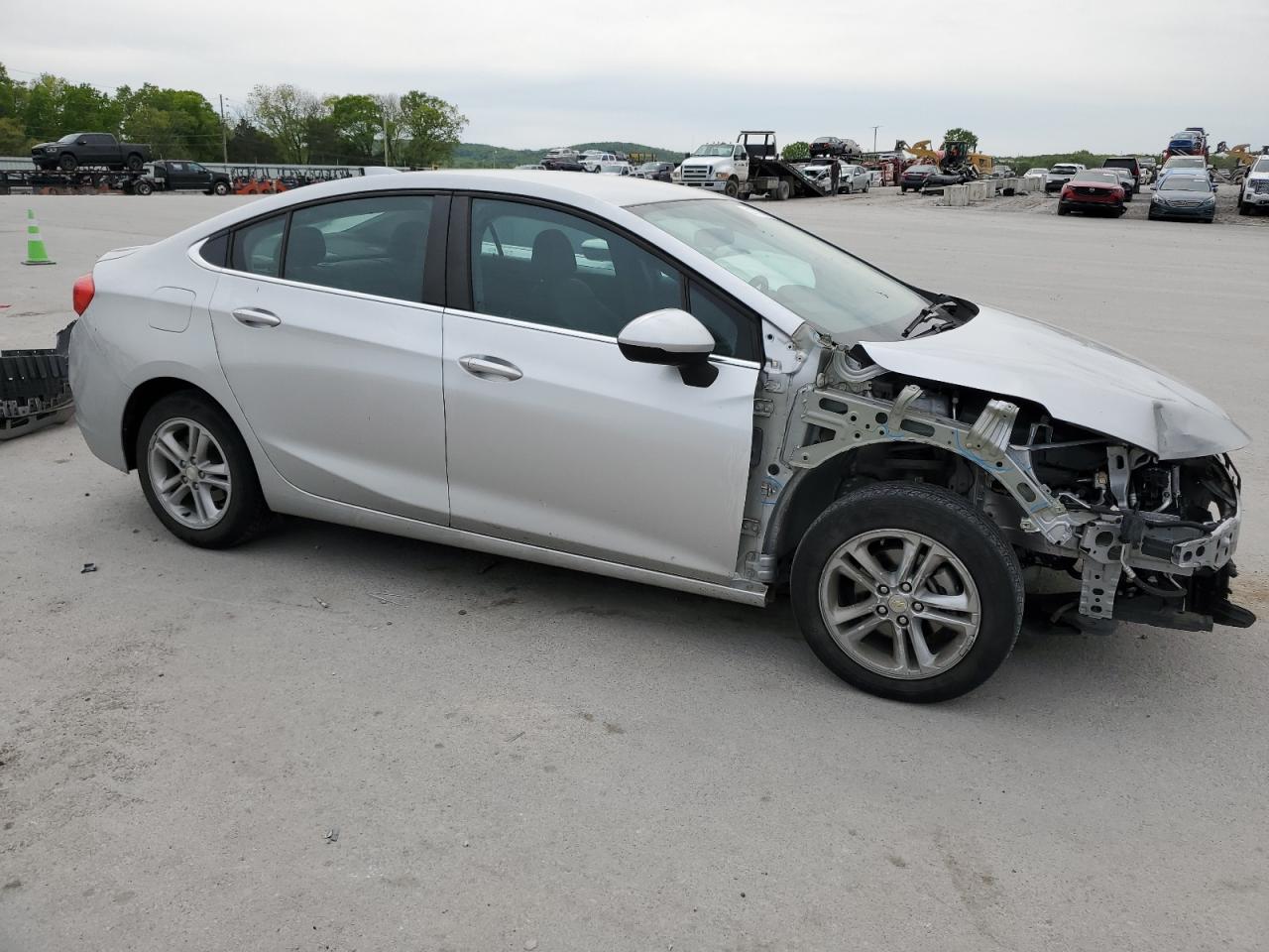 Photo 3 VIN: 3G1BE5SM4HS560978 - CHEVROLET CRUZE 