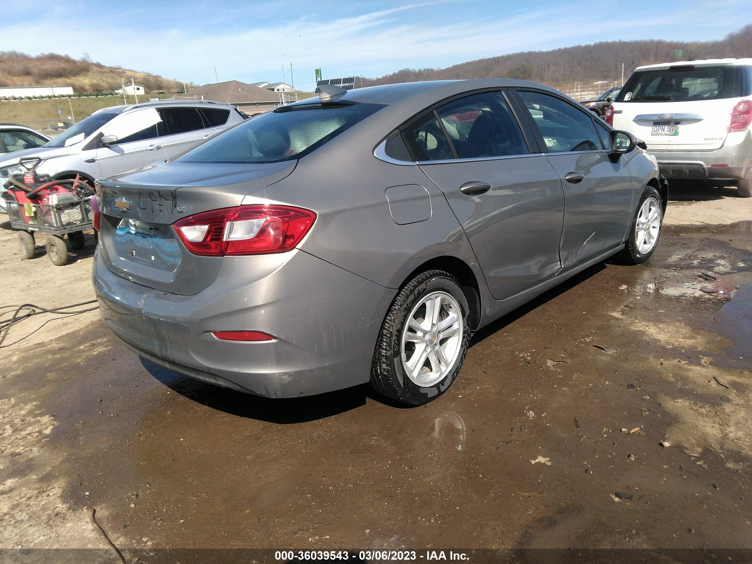 Photo 3 VIN: 3G1BE5SM4HS567574 - CHEVROLET CRUZE 