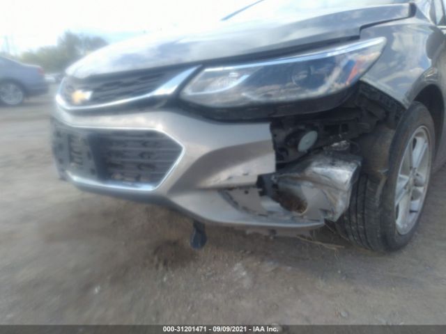 Photo 5 VIN: 3G1BE5SM5HS565011 - CHEVROLET CRUZE 