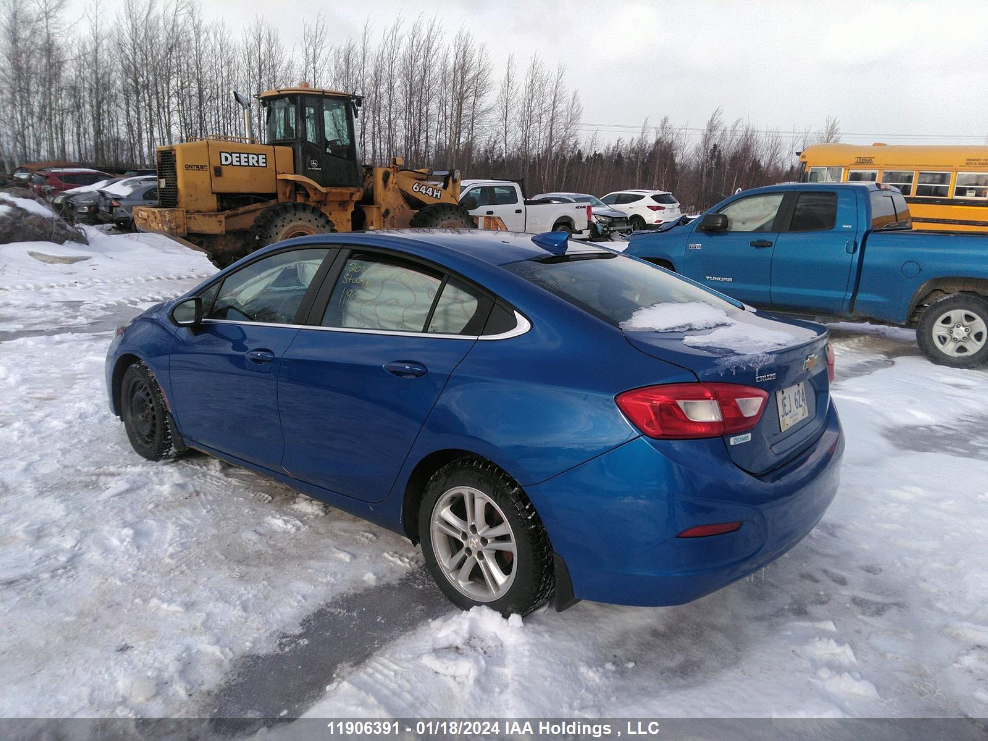 Photo 2 VIN: 3G1BE5SM8GS603684 - CHEVROLET CRUZE 