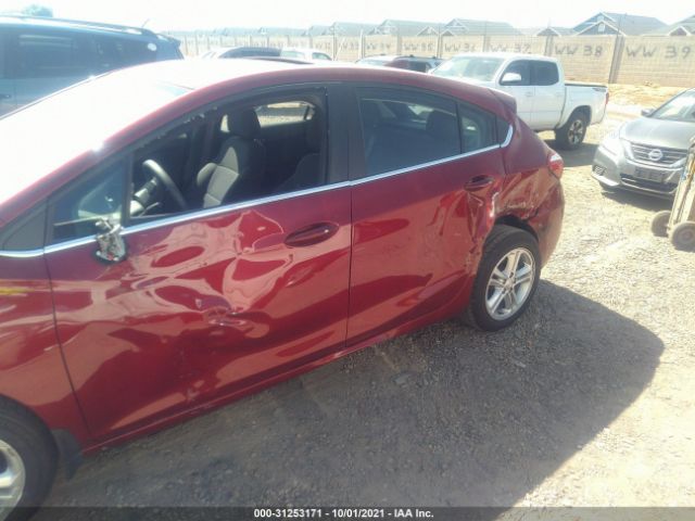 Photo 5 VIN: 3G1BE6SM0HS598682 - CHEVROLET CRUZE 