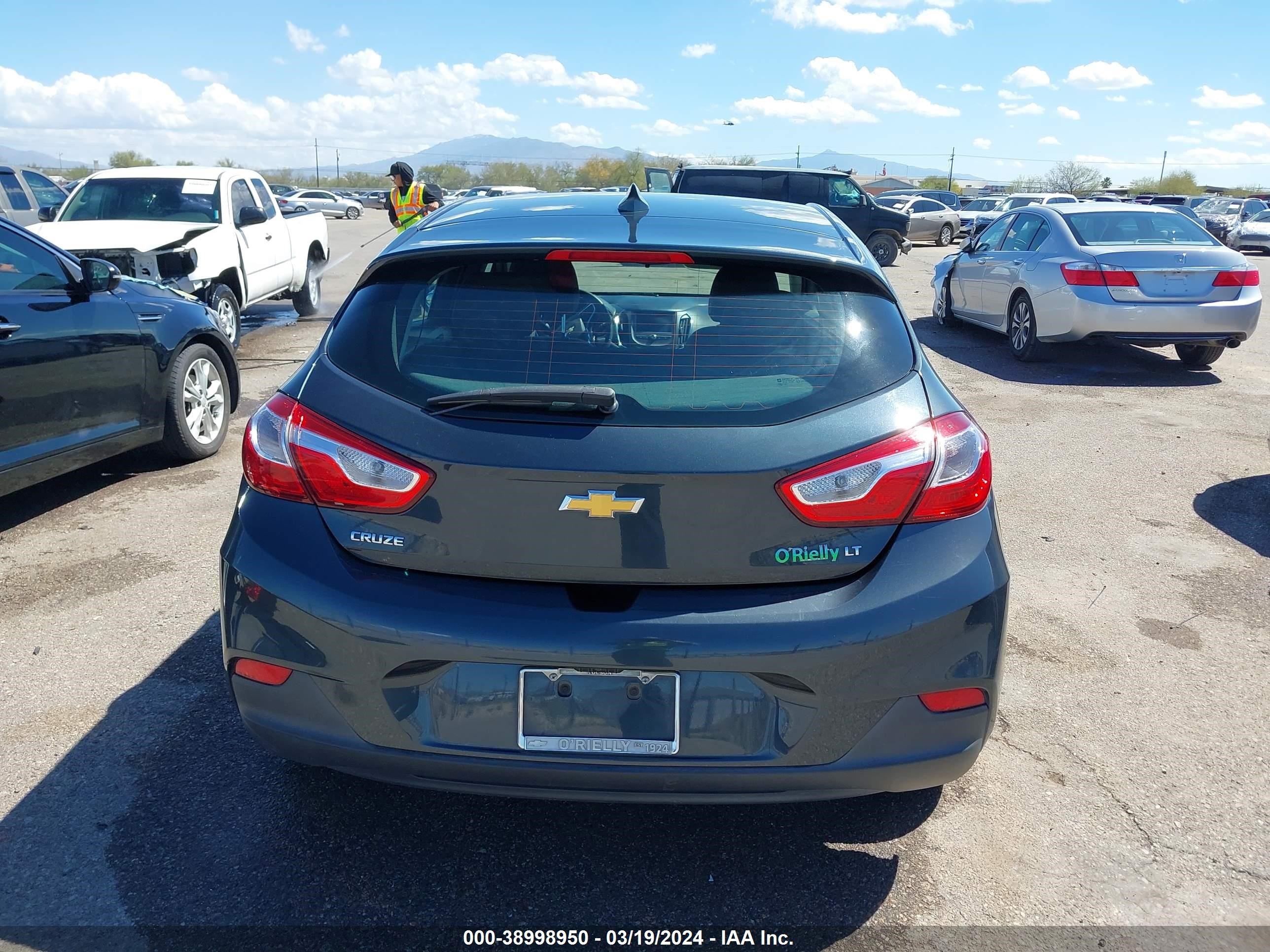 Photo 15 VIN: 3G1BE6SM1HS603663 - CHEVROLET CRUZE 