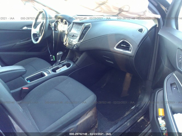 Photo 4 VIN: 3G1BE6SM2HS582466 - CHEVROLET CRUZE 