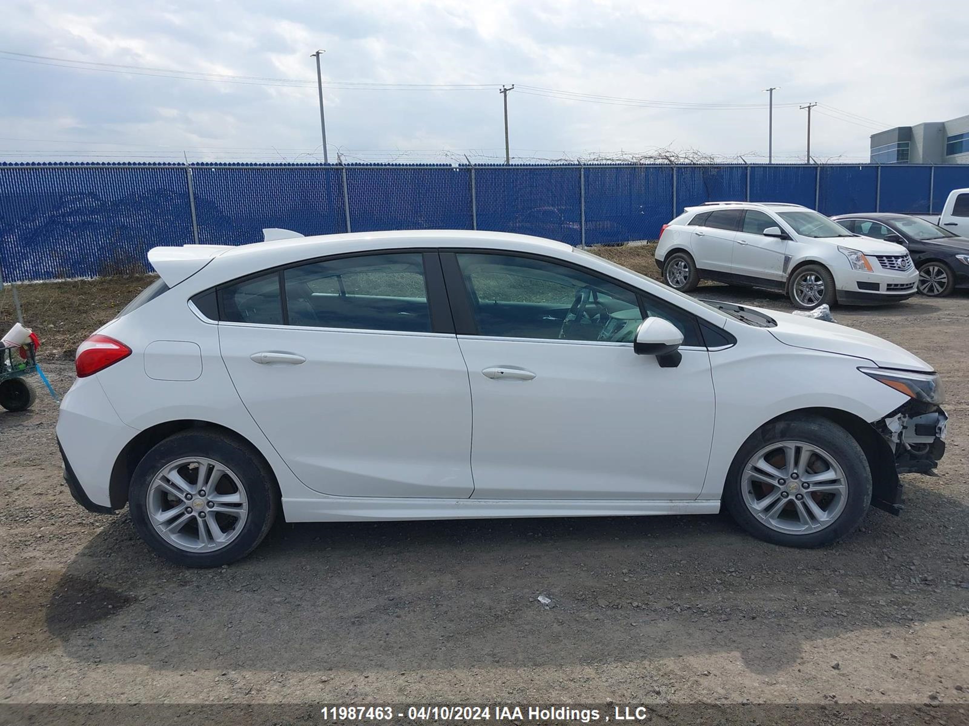 Photo 13 VIN: 3G1BE6SM2JS590153 - CHEVROLET CRUZE 