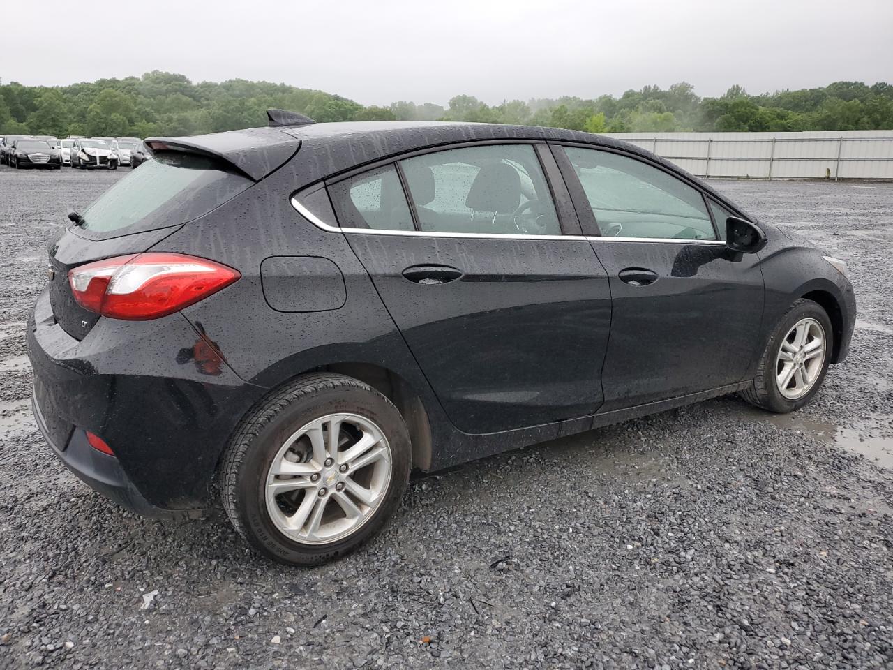 Photo 2 VIN: 3G1BE6SM2JS612944 - CHEVROLET CRUZE 