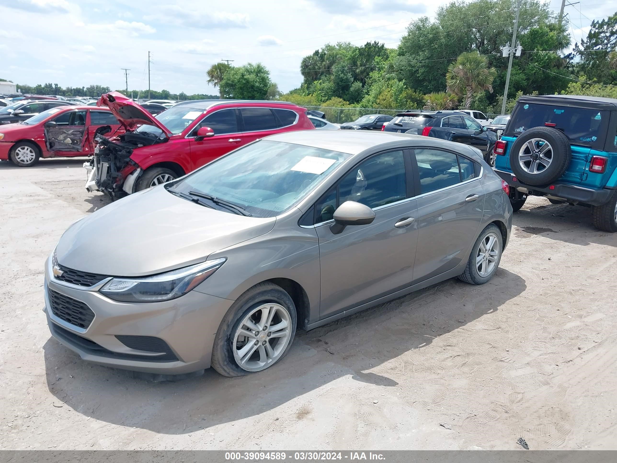 Photo 1 VIN: 3G1BE6SM3JS607977 - CHEVROLET CRUZE 