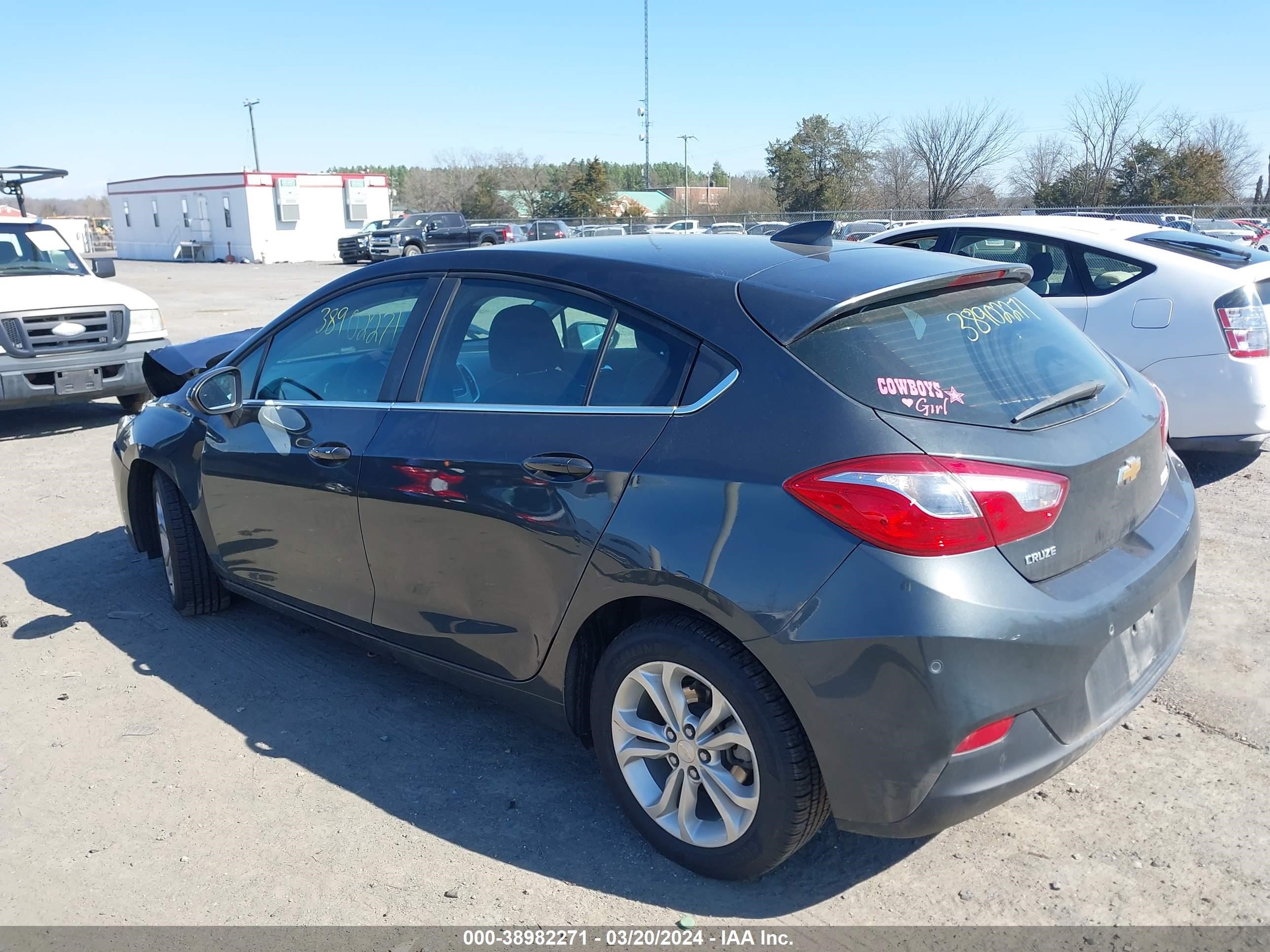 Photo 2 VIN: 3G1BE6SM4KS550769 - CHEVROLET CRUZE 