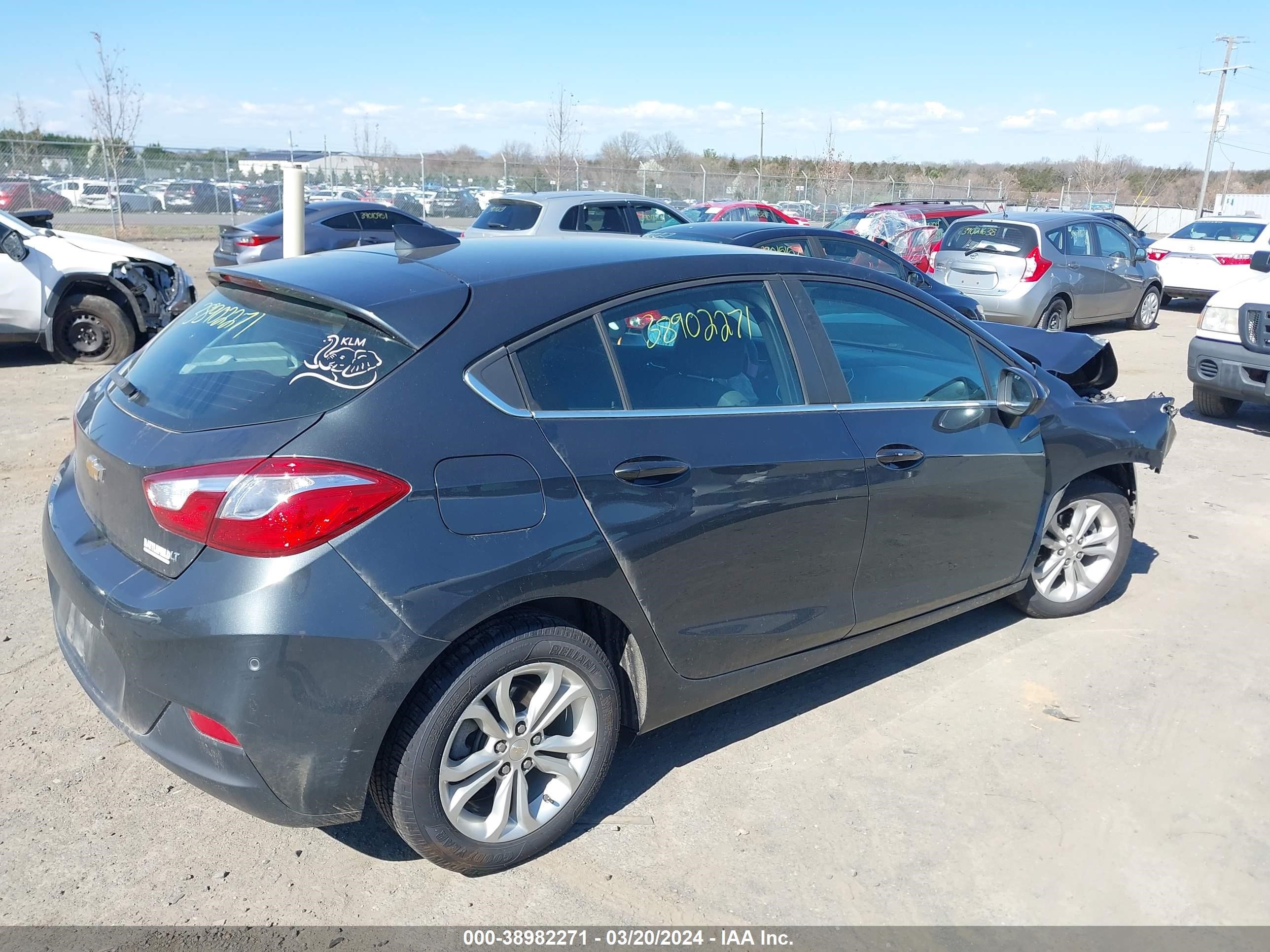 Photo 3 VIN: 3G1BE6SM4KS550769 - CHEVROLET CRUZE 