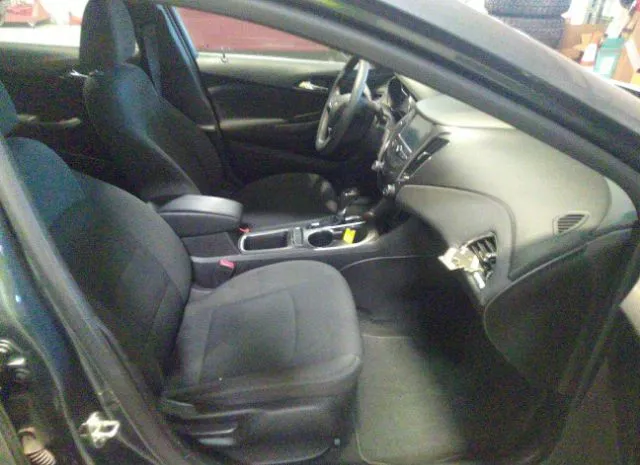 Photo 4 VIN: 3G1BE6SM5HS594983 - CHEVROLET CRUZE 