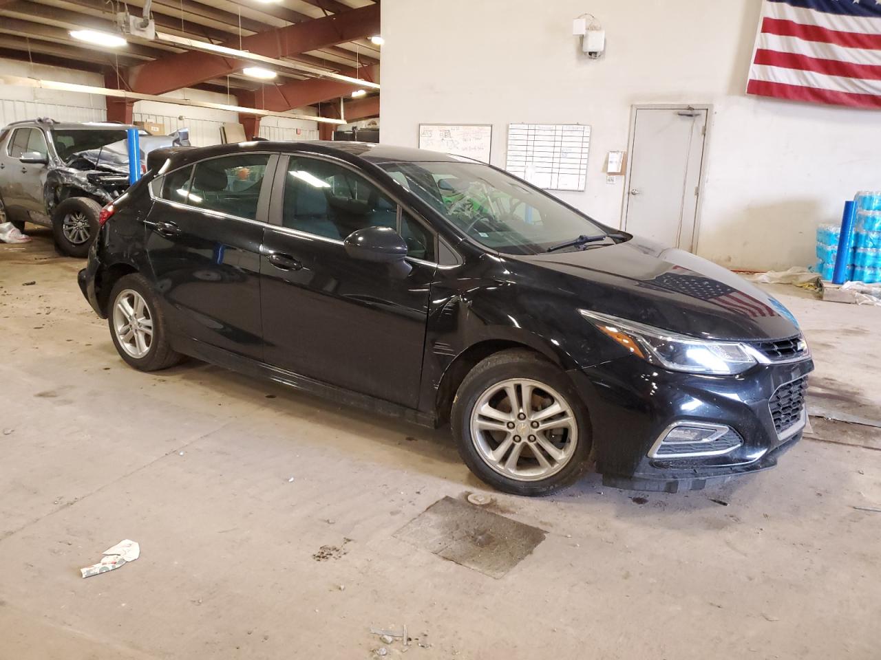 Photo 3 VIN: 3G1BE6SM8JS520608 - CHEVROLET CRUZE 