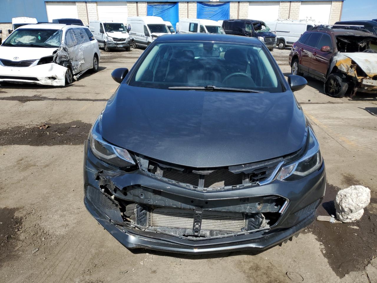 Photo 4 VIN: 3G1BE6SM9JS606414 - CHEVROLET CRUZE 