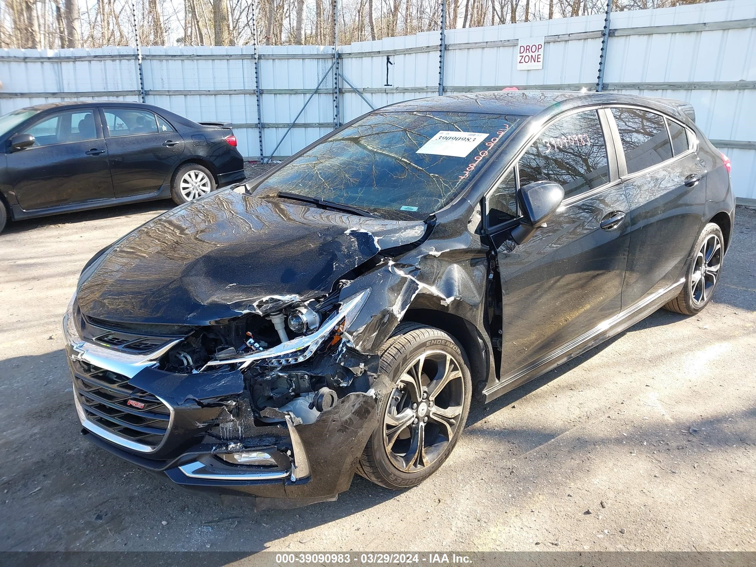 Photo 1 VIN: 3G1BE6SMXKS534981 - CHEVROLET CRUZE 