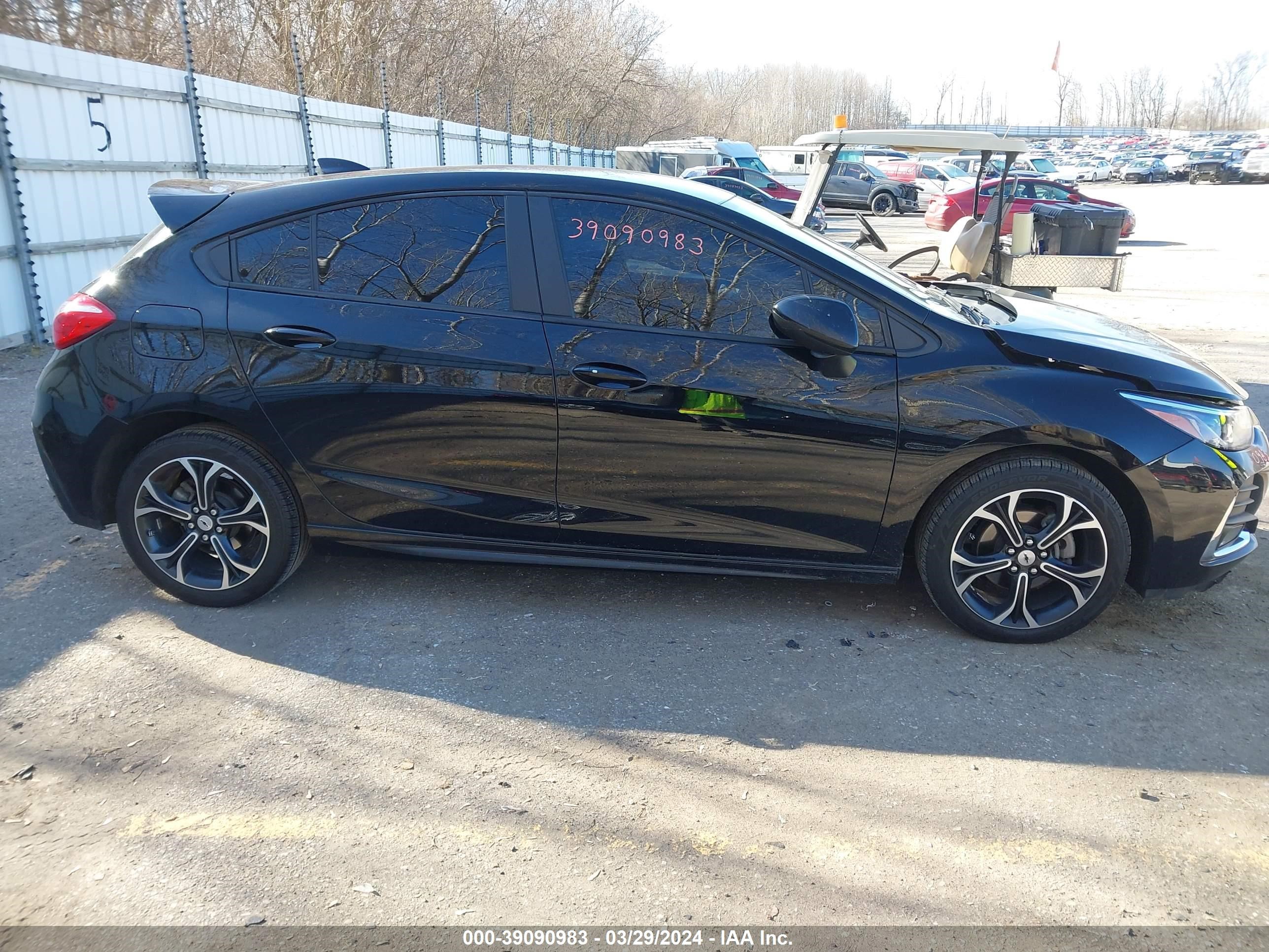 Photo 12 VIN: 3G1BE6SMXKS534981 - CHEVROLET CRUZE 