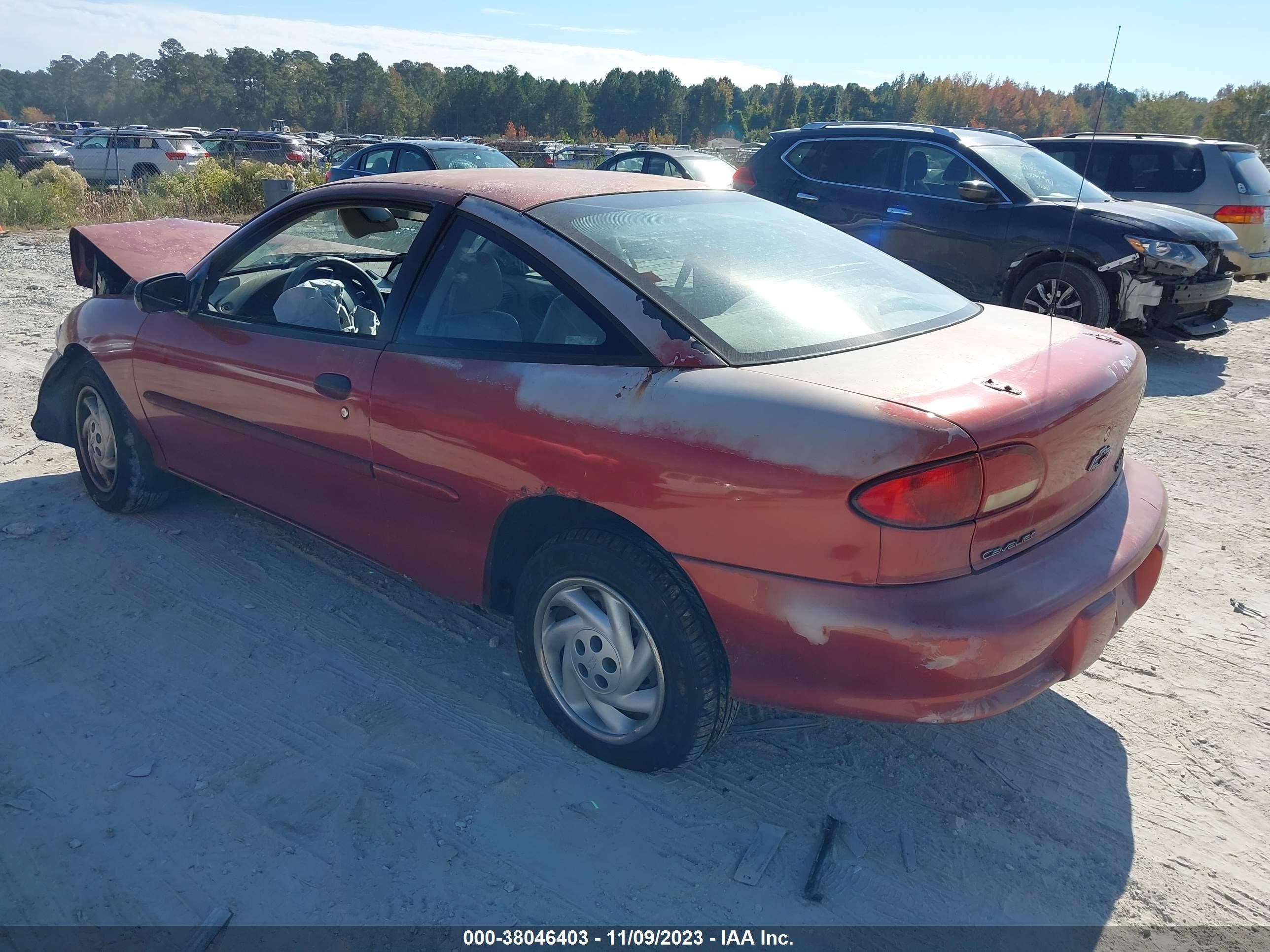 Photo 2 VIN: 3G1JC1244WS829455 - CHEVROLET CAVALIER 