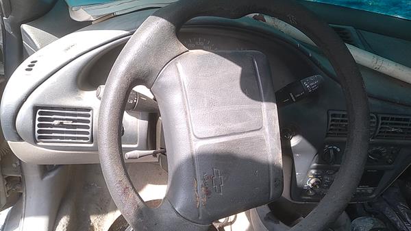 Photo 10 VIN: 3G1JF524XVS855149 - CHEVROLET CAVALIER 